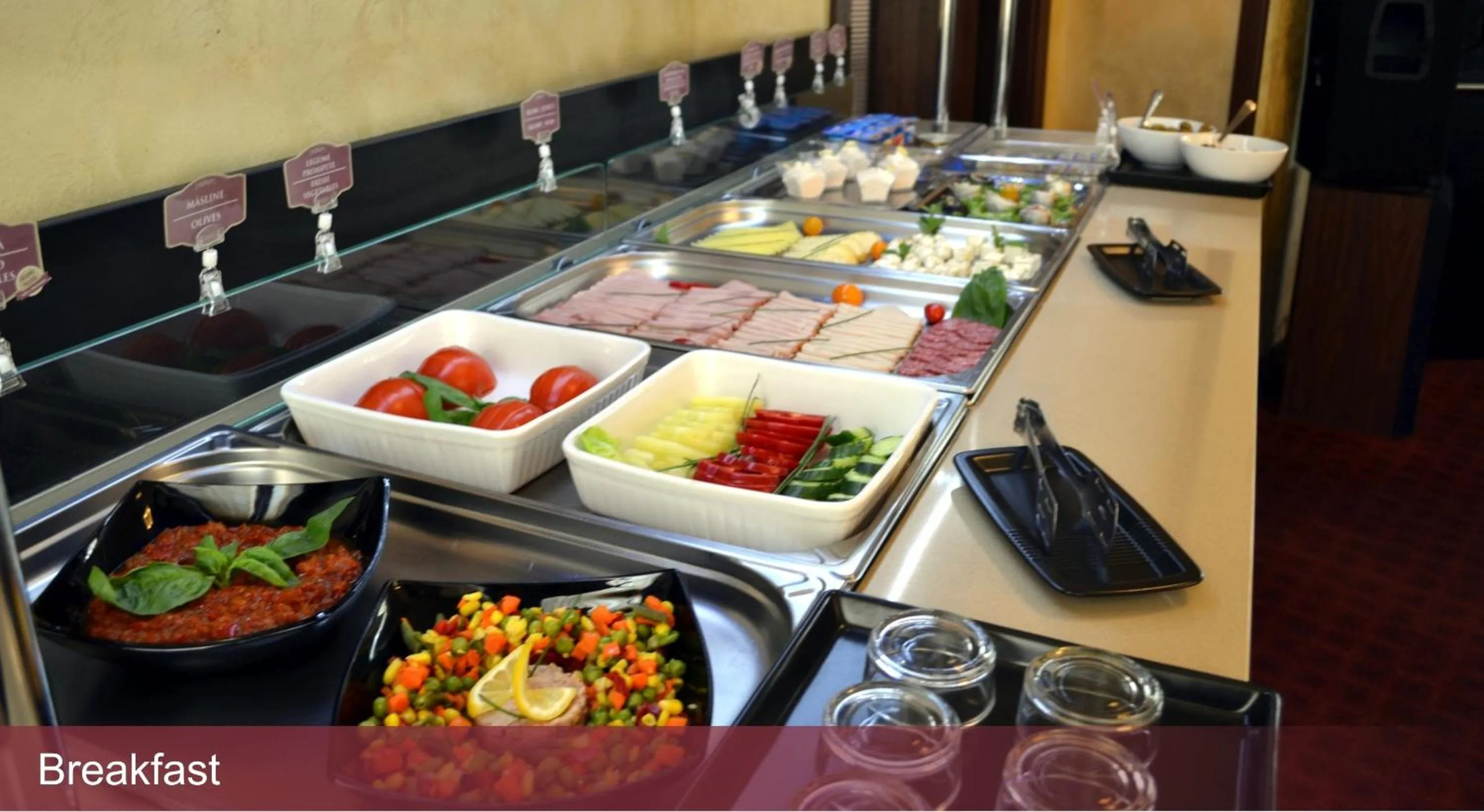 Continental breakfast in INTER BUSINESS Bucharest