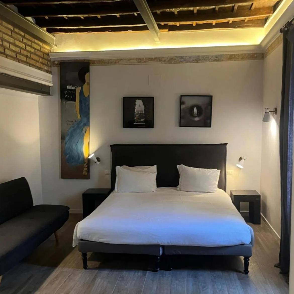 Bed in Giuturna Boutique Hotel