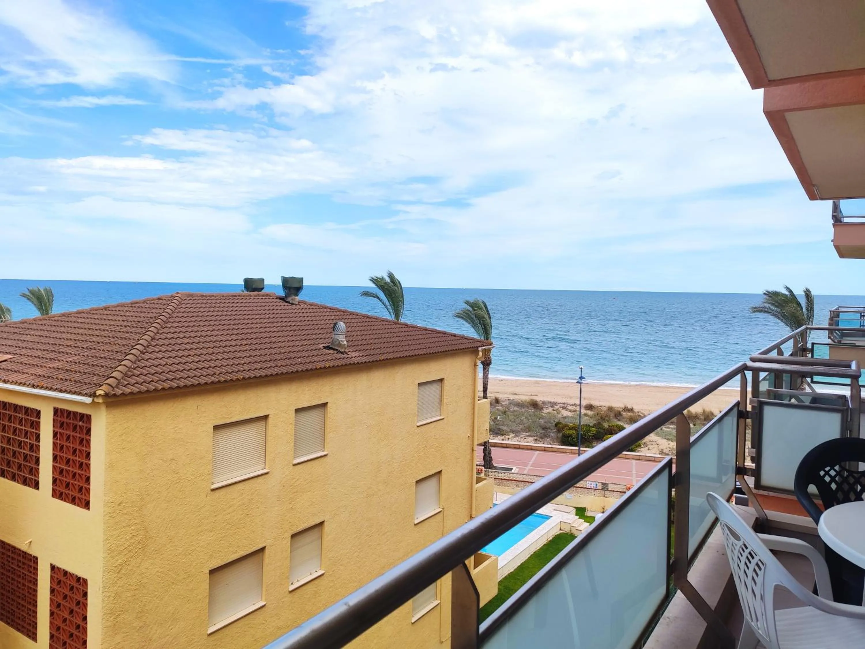 Day in Apartamentos Surfing 3000