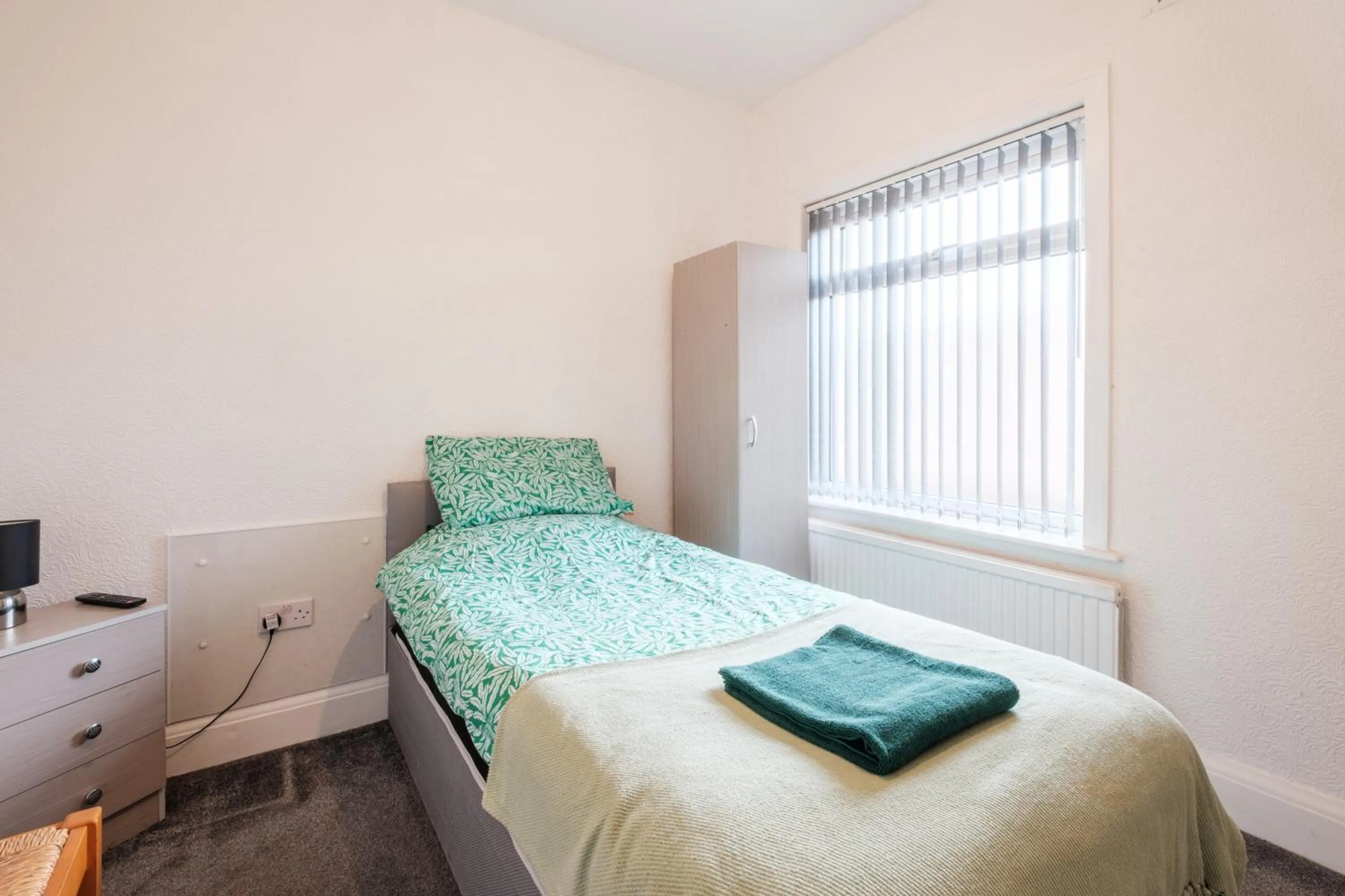 Bedroom, Bed in OYO The Pickering Park Hotel