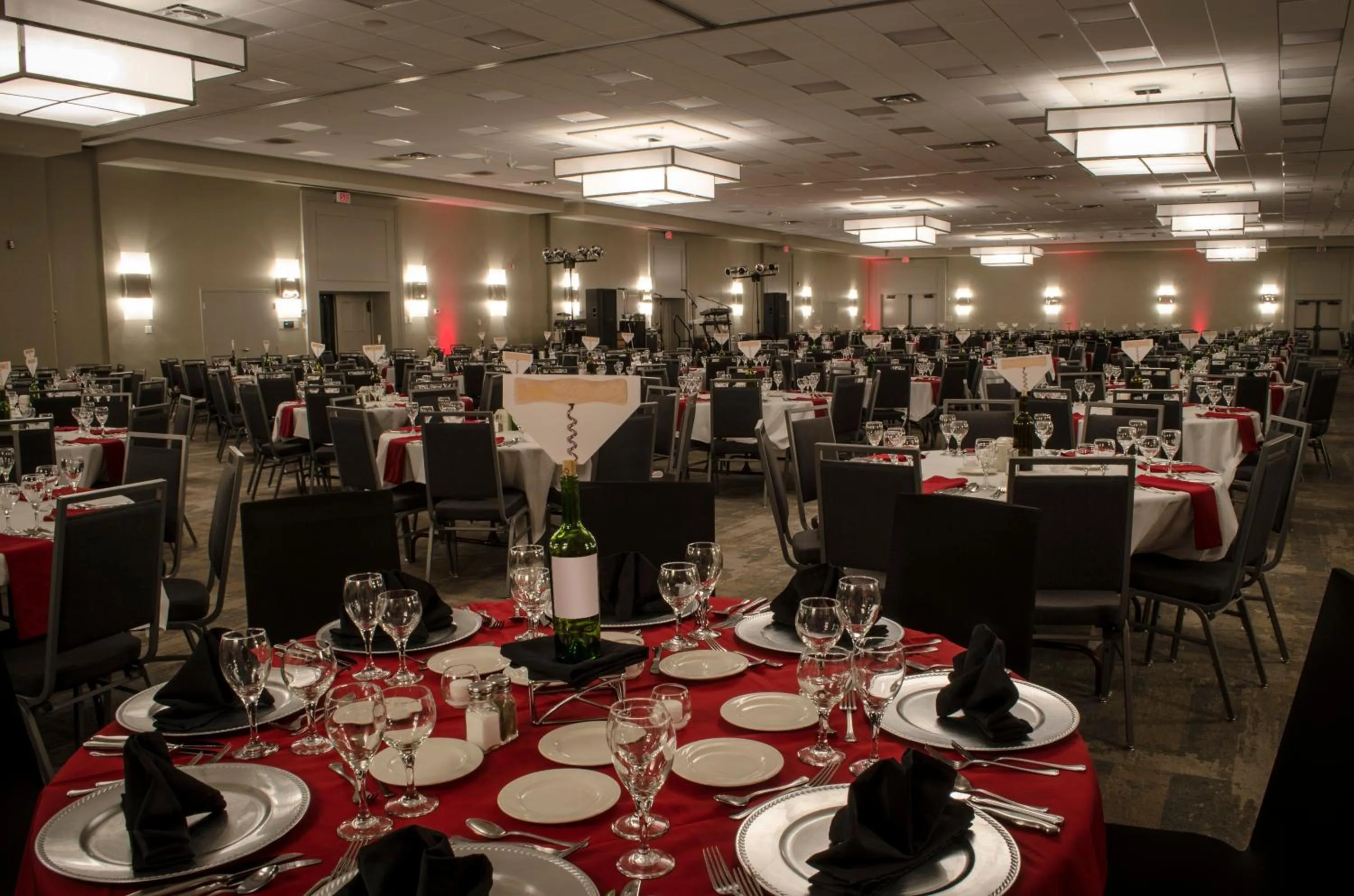 Banquet/Function facilities in Holiday Inn Fargo by IHG