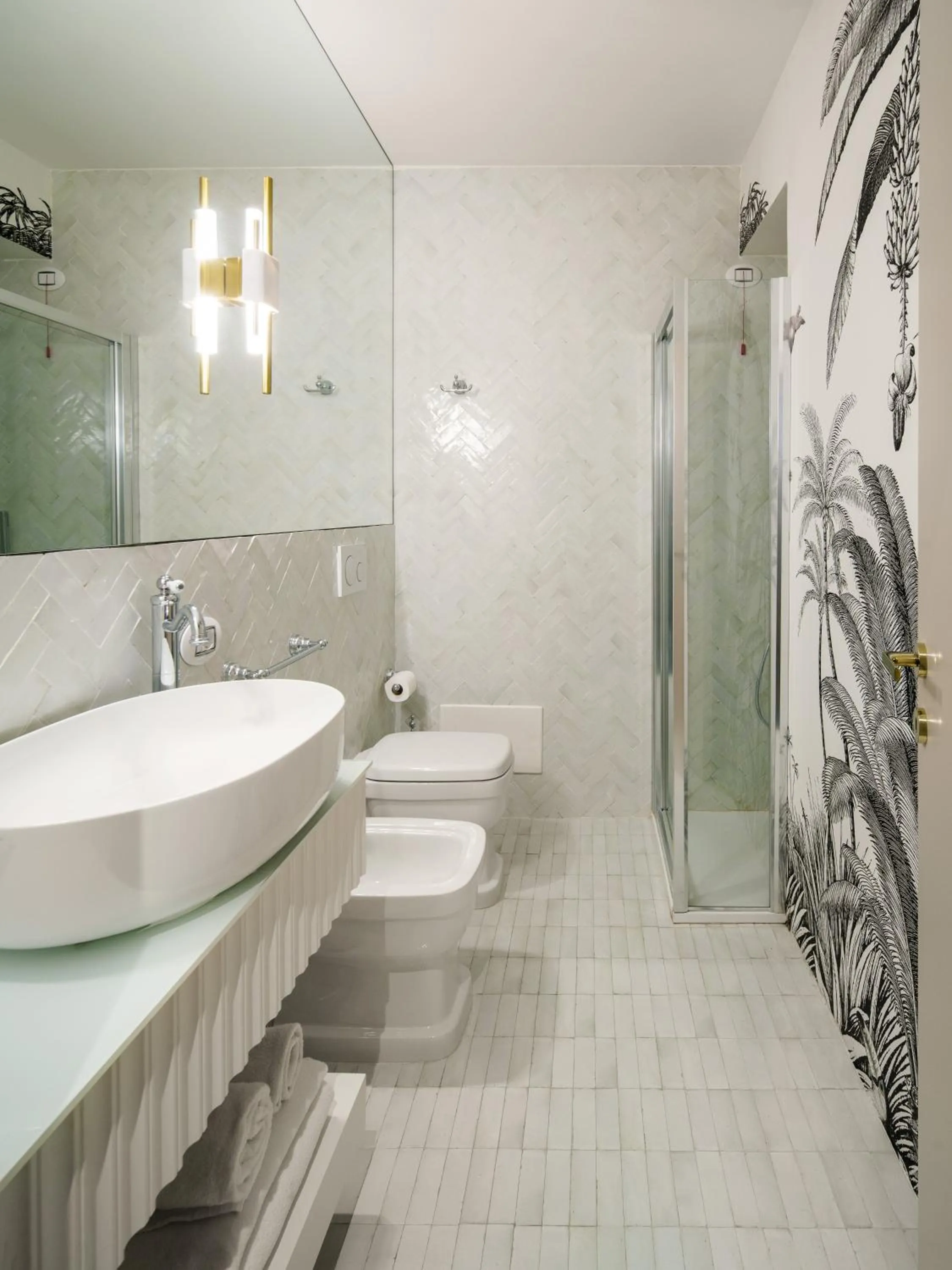 Shower in Birkin Porto 1870