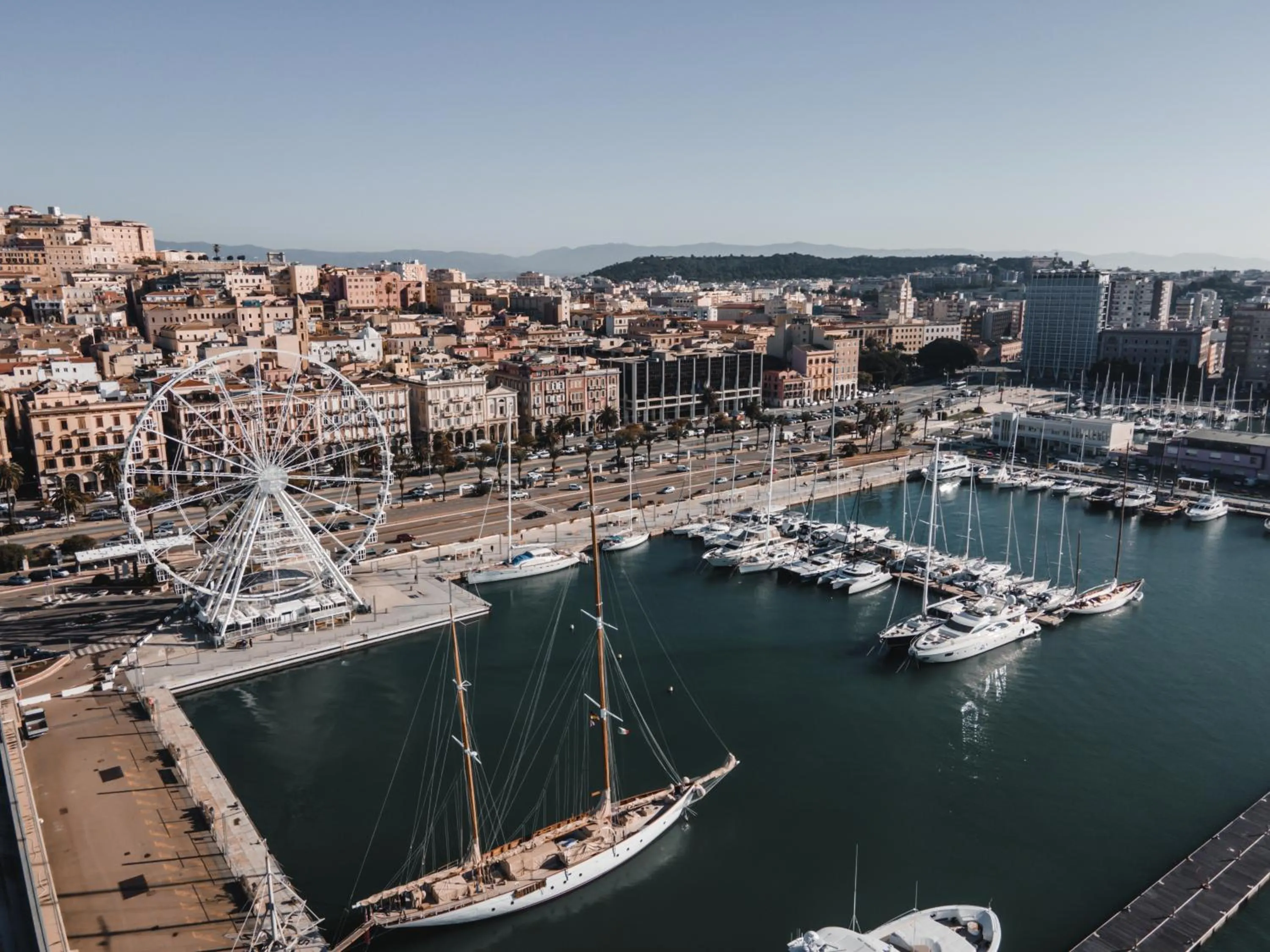 Property building in Birkin Porto 1870