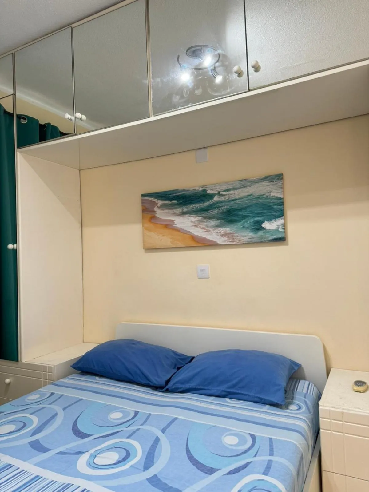 Bed in Sea Apartments