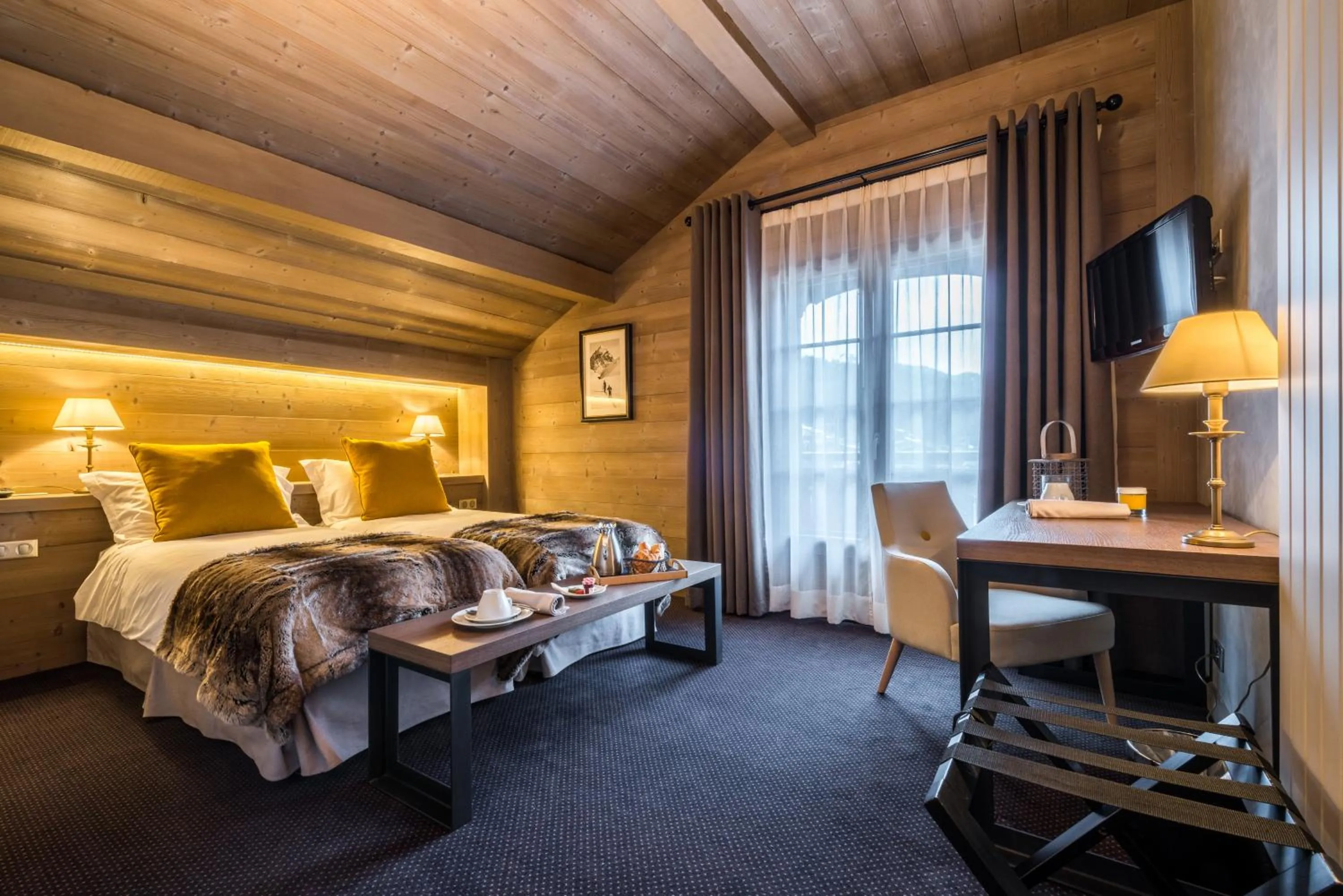 Photo of the whole room, Bed in Hotel Le Samoyede