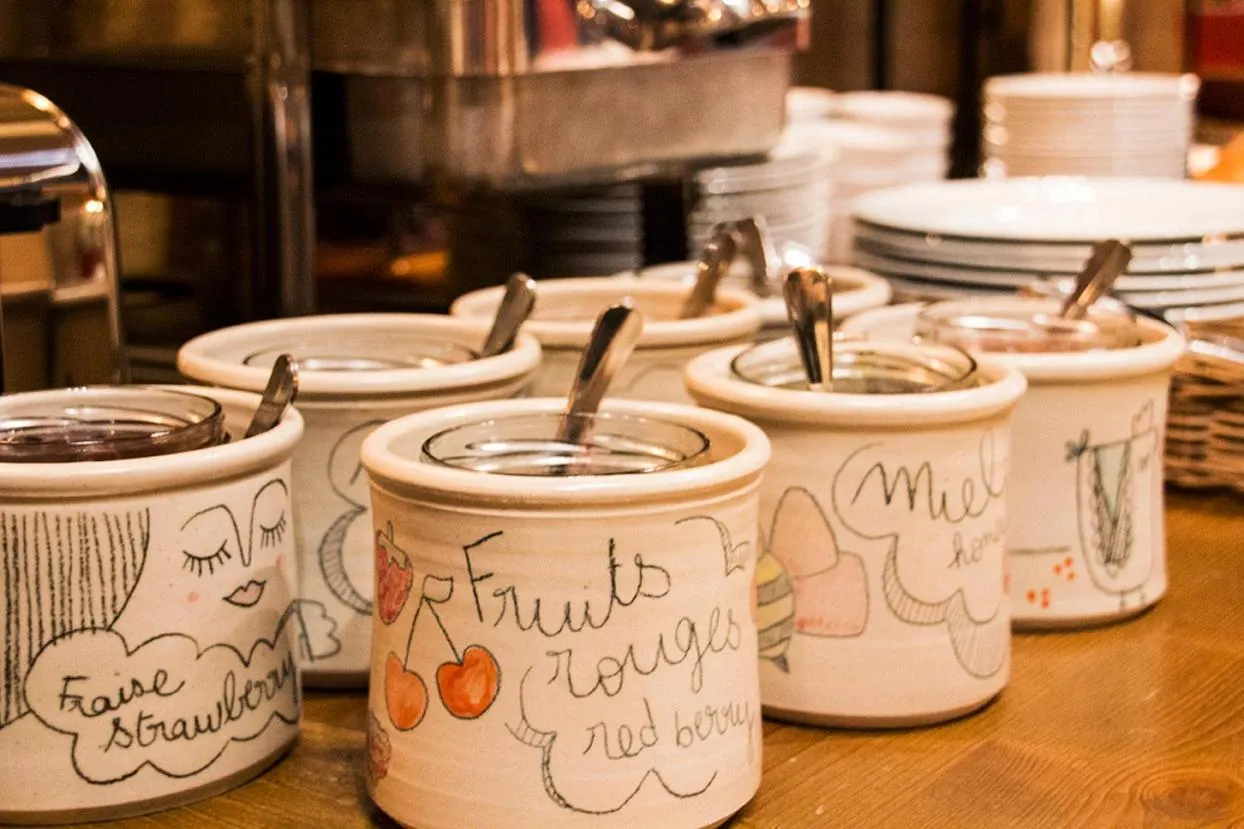 Breakfast in Hotel Le Samoyede