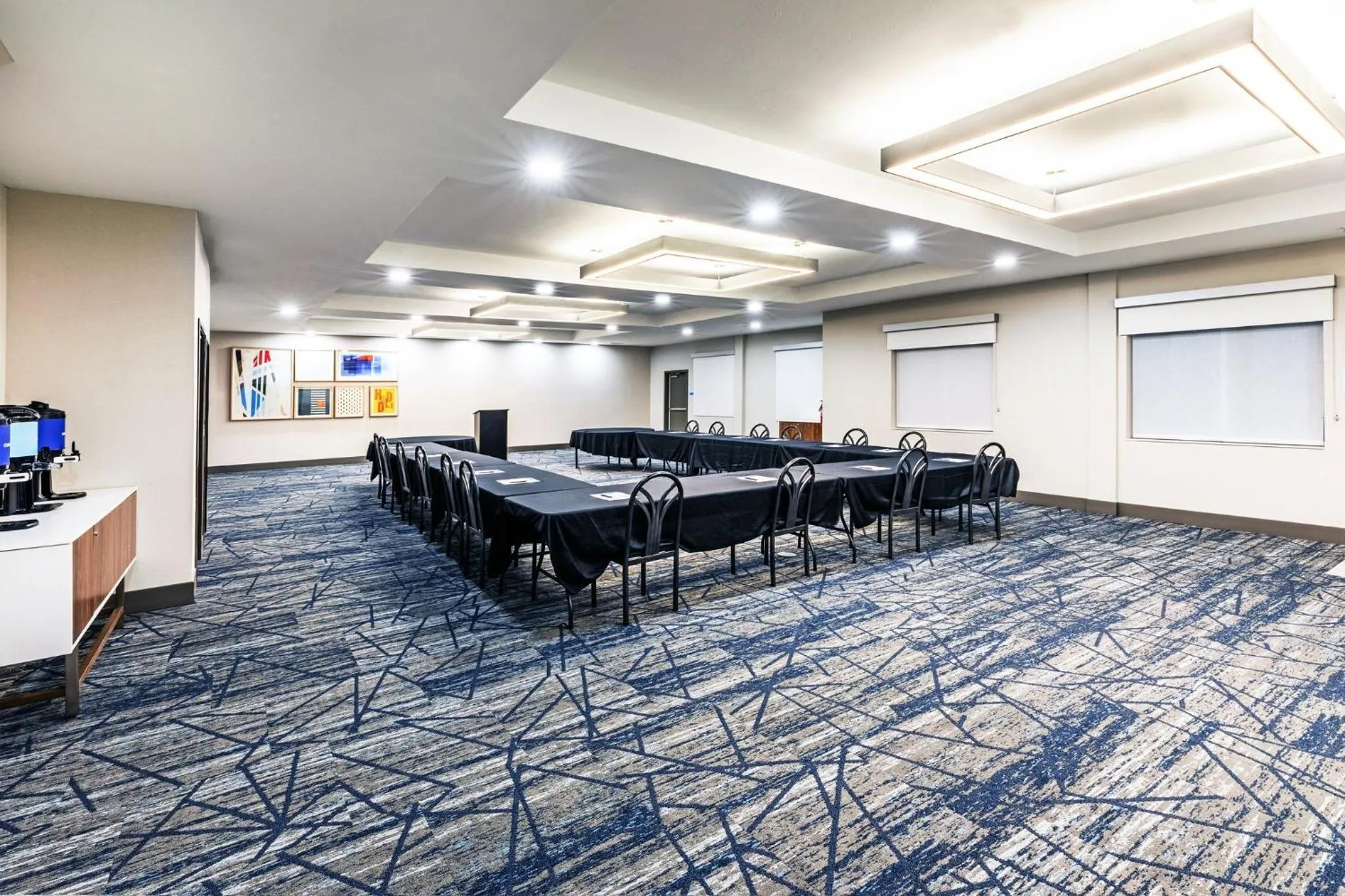 Meeting/conference room in Holiday Inn Express Hotel & Suites Dumas by IHG