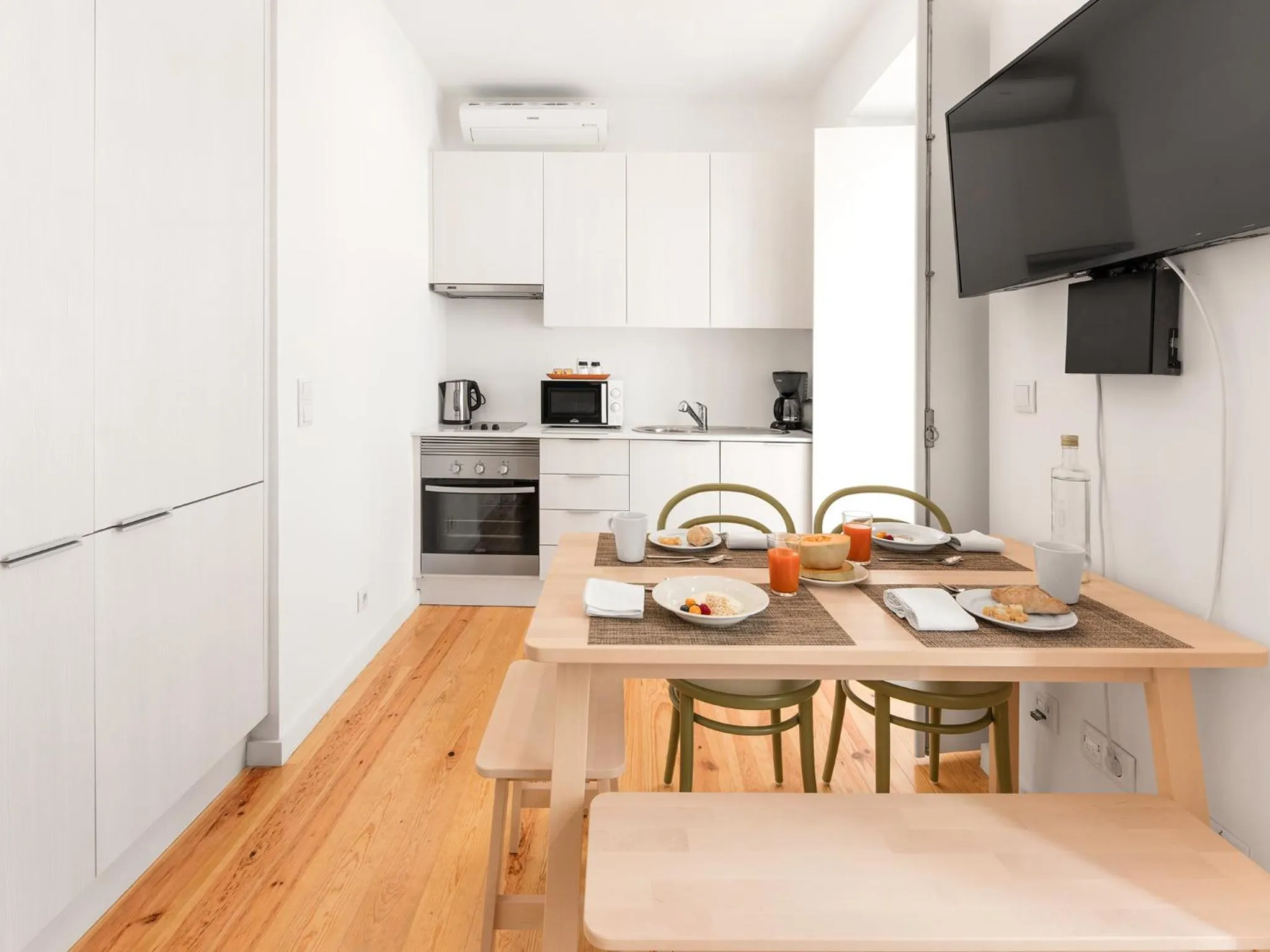 Living room in Lisbon Serviced Apartments - Castelo S. Jorge