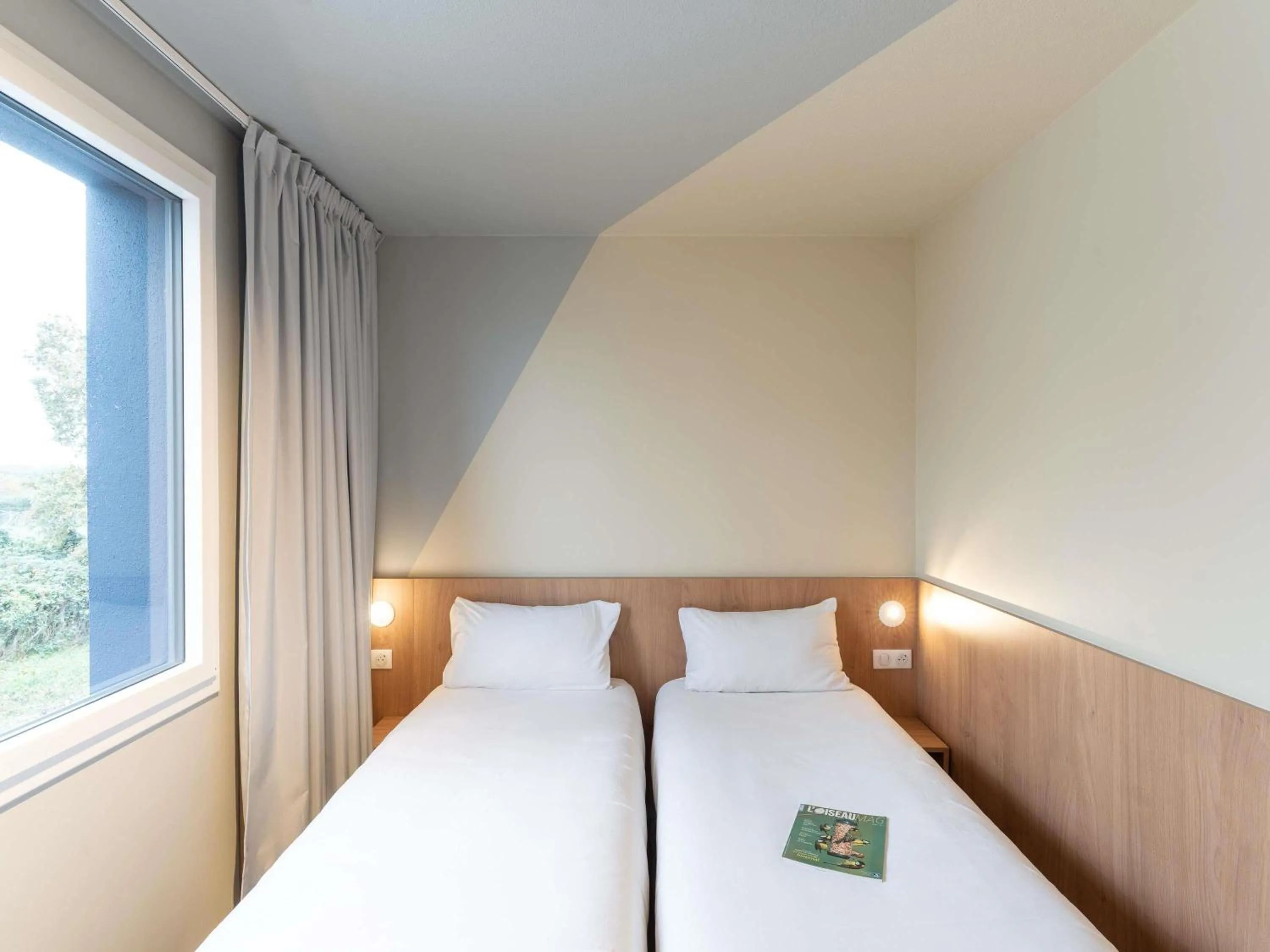 Bedroom, Bed in Hotel Ibis Budget Rennes Cesson