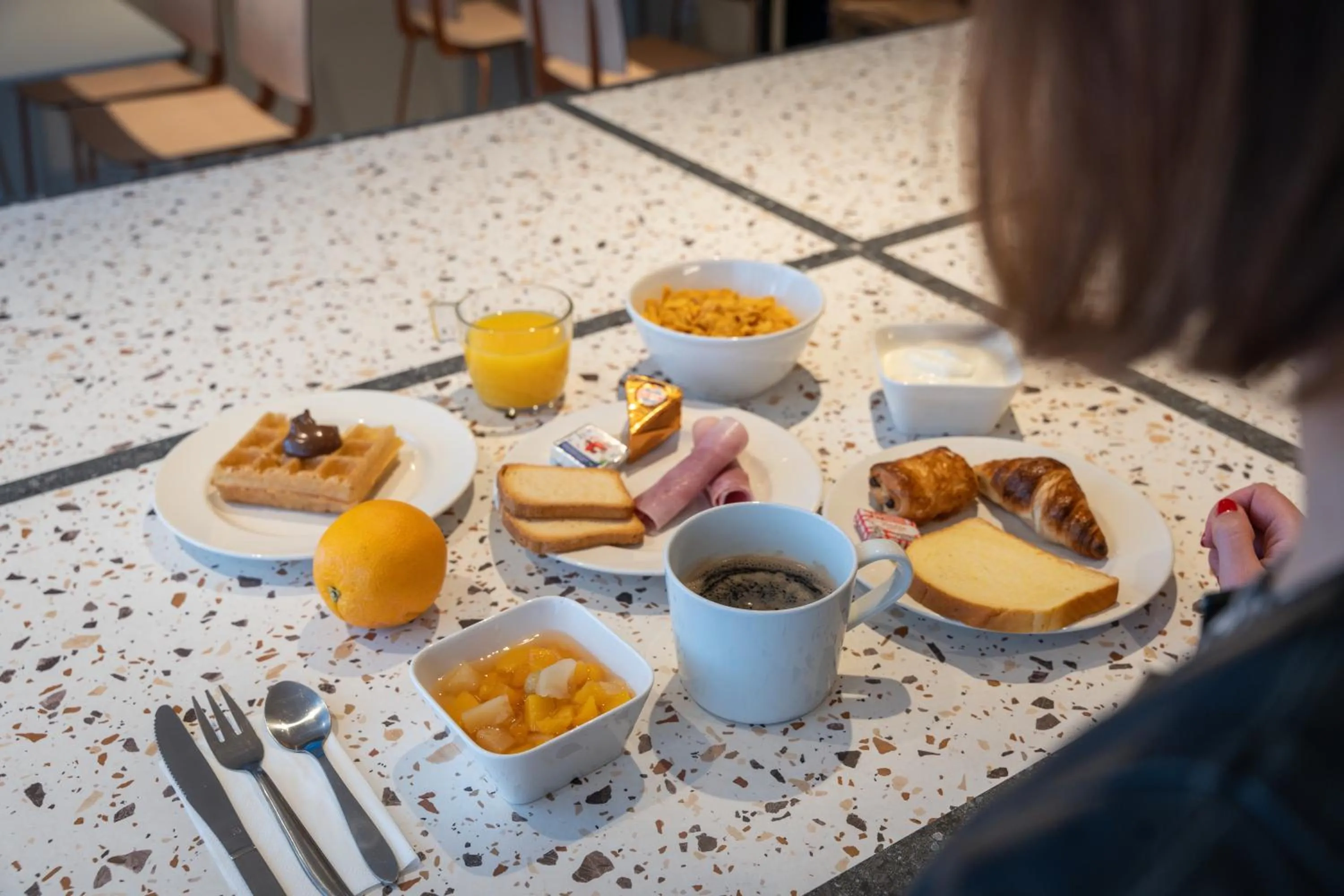 Breakfast in Hotel Ibis Budget Rennes Cesson