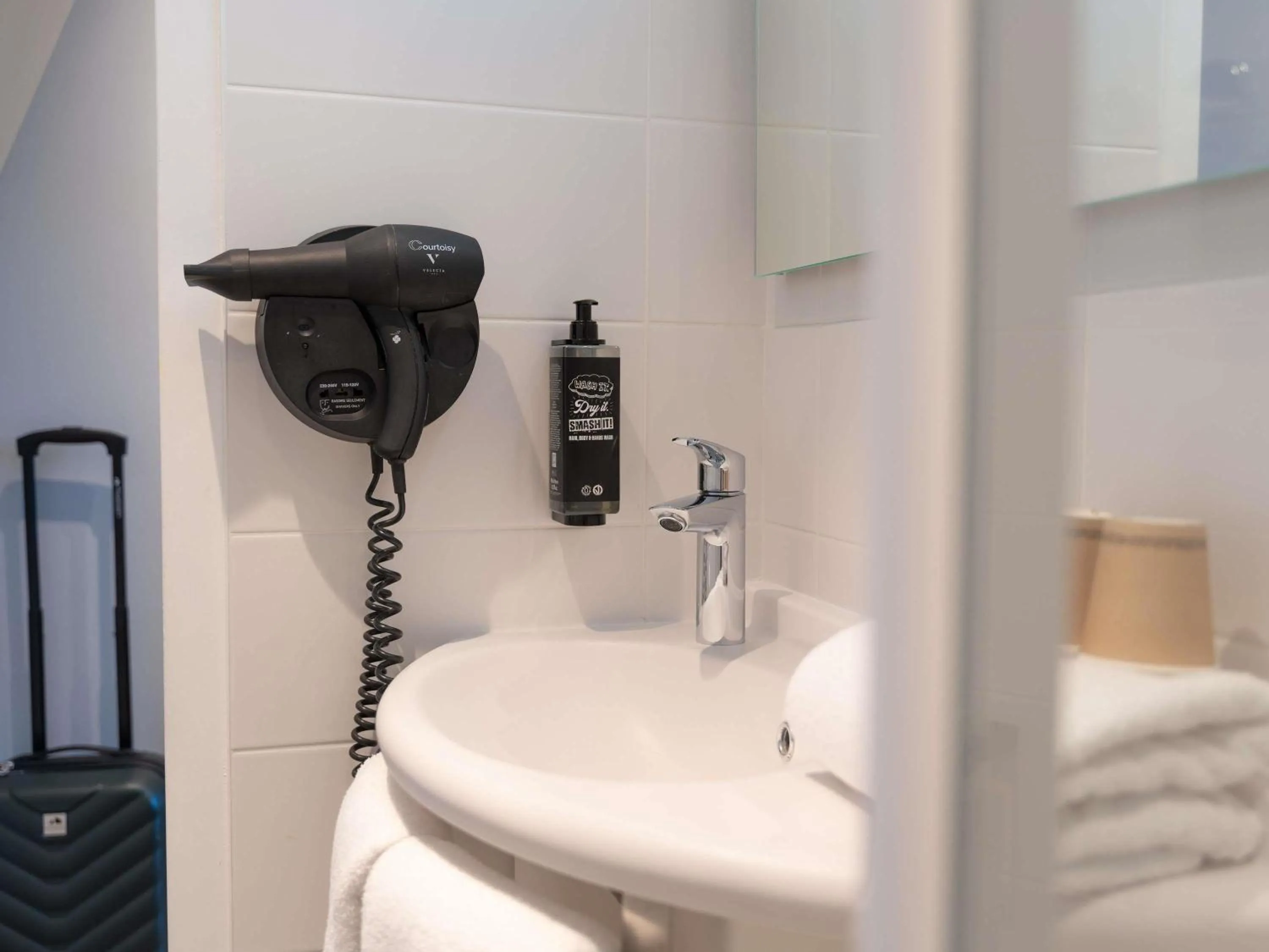 Bedroom in Hotel Ibis Budget Rennes Cesson