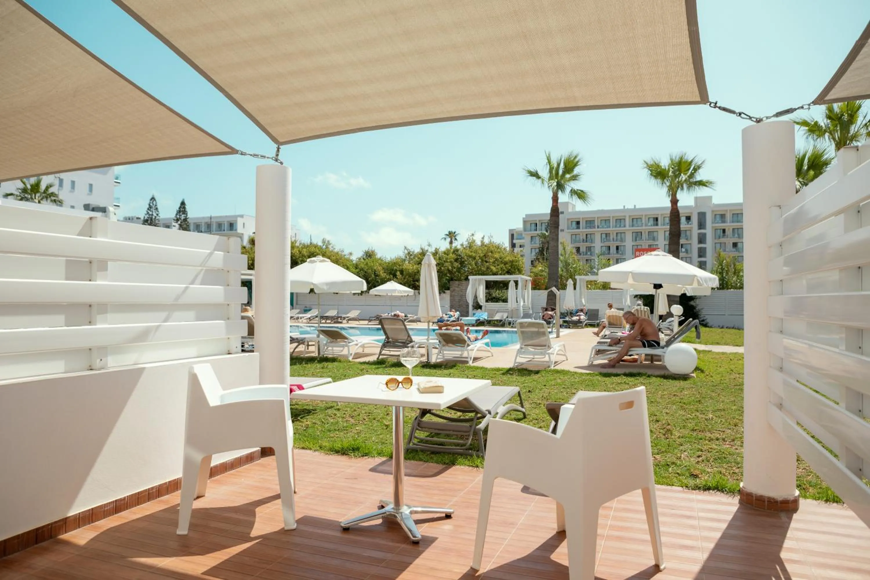 Patio in Lantiana Napa Aparthotel