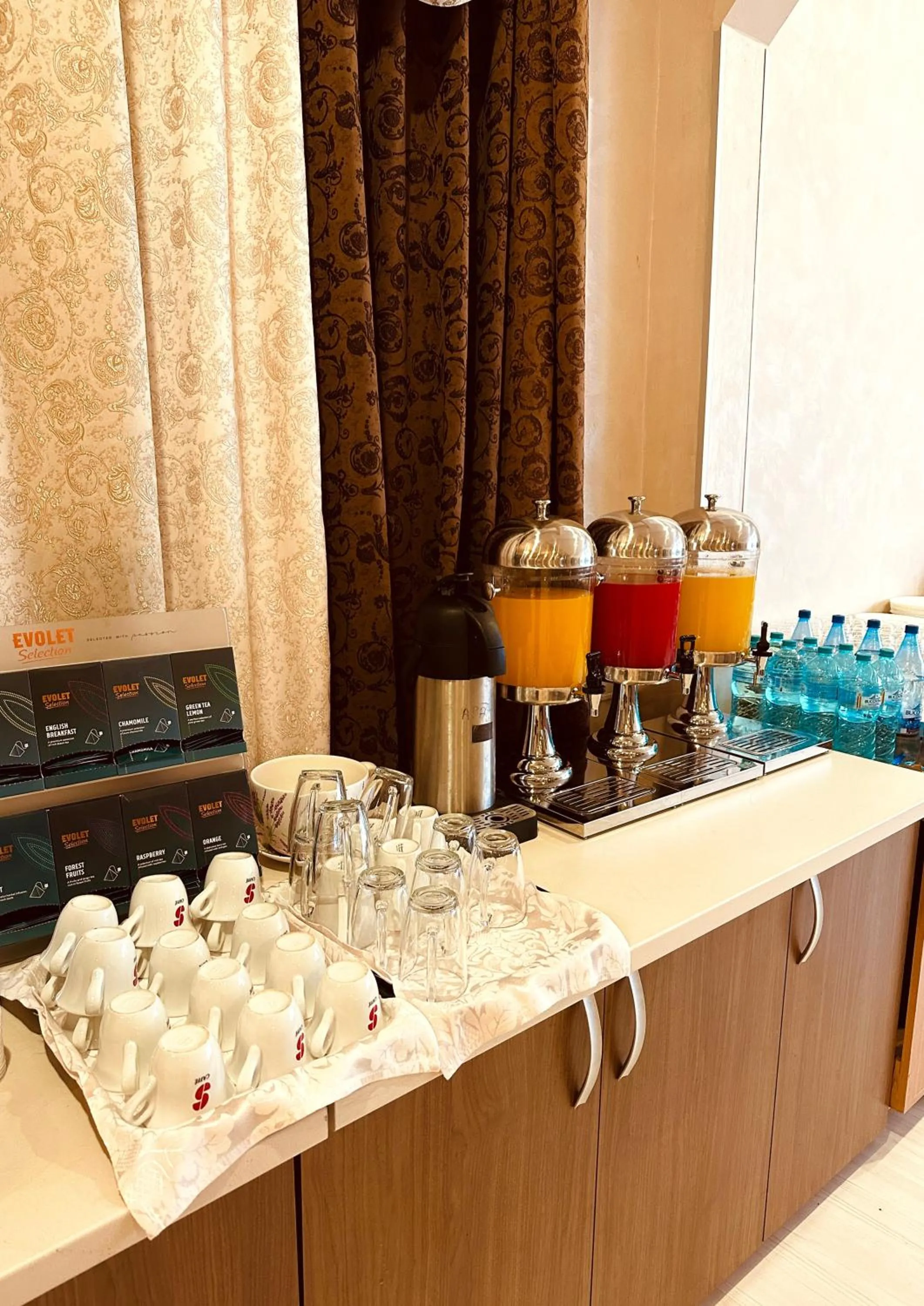 Buffet breakfast in Hotel Nevis Wellness & SPA