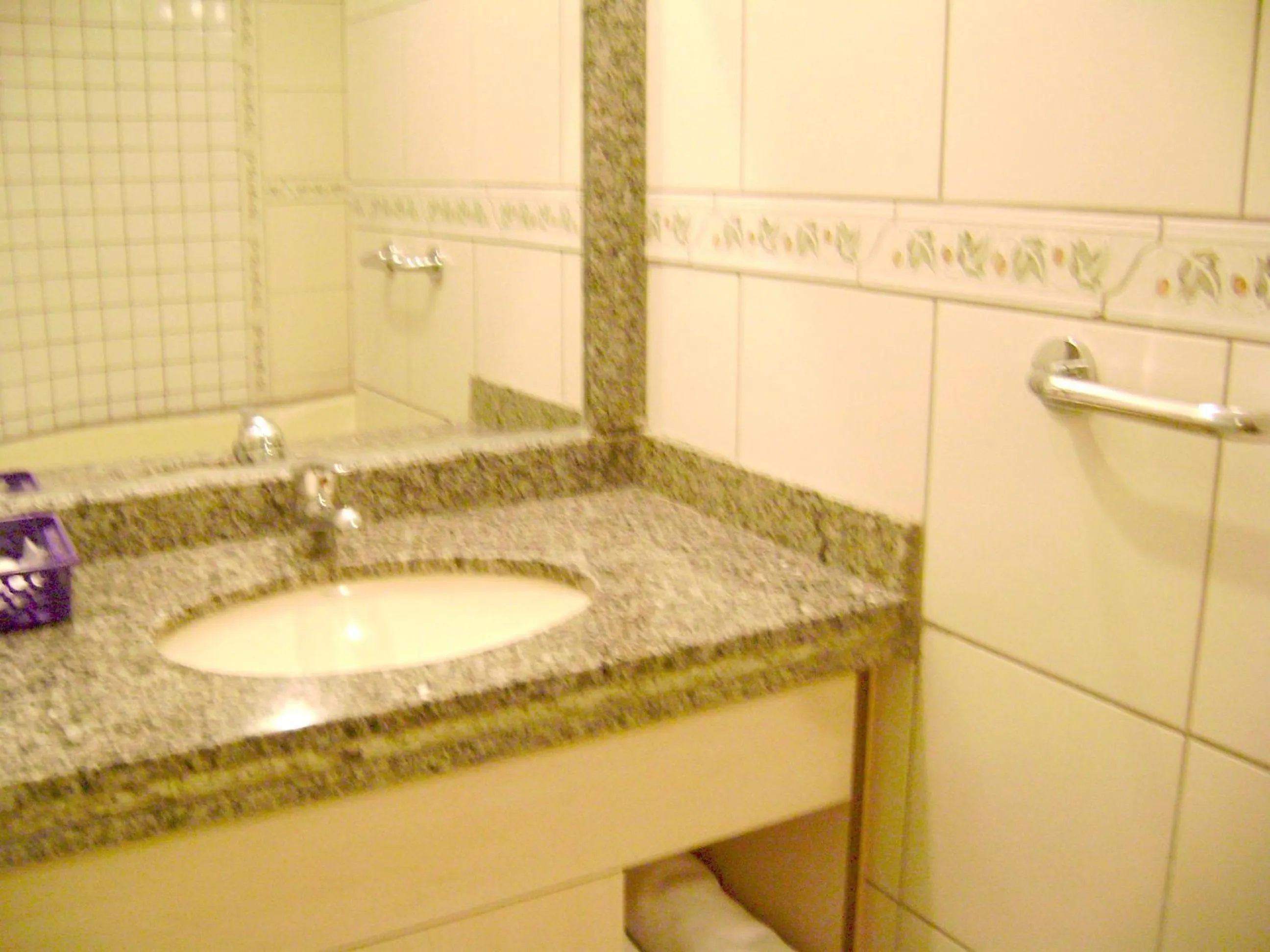 Bathroom in Bay Park Hotel Resort