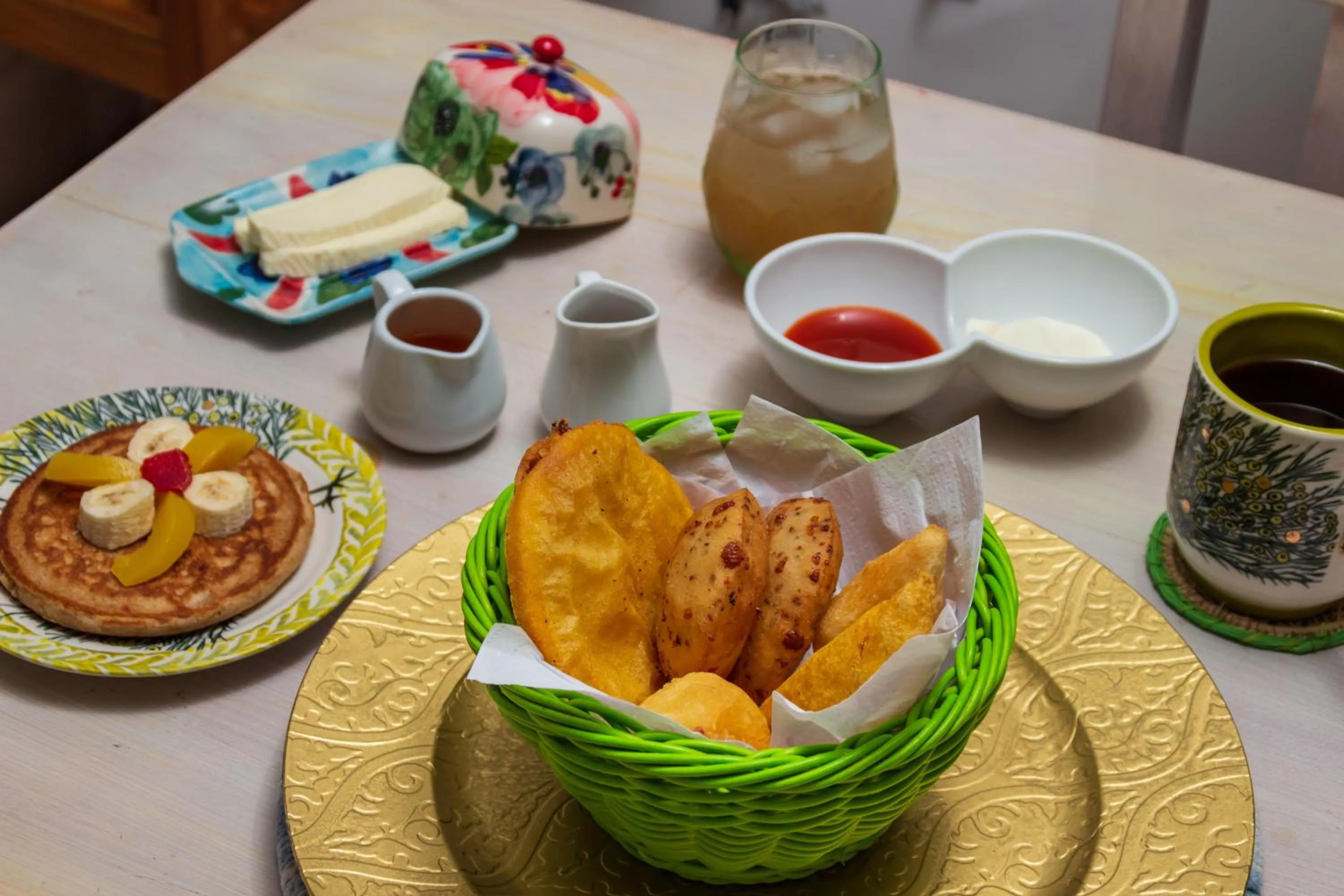 Restaurant/places to eat in Voilá Signature Casa Isabel