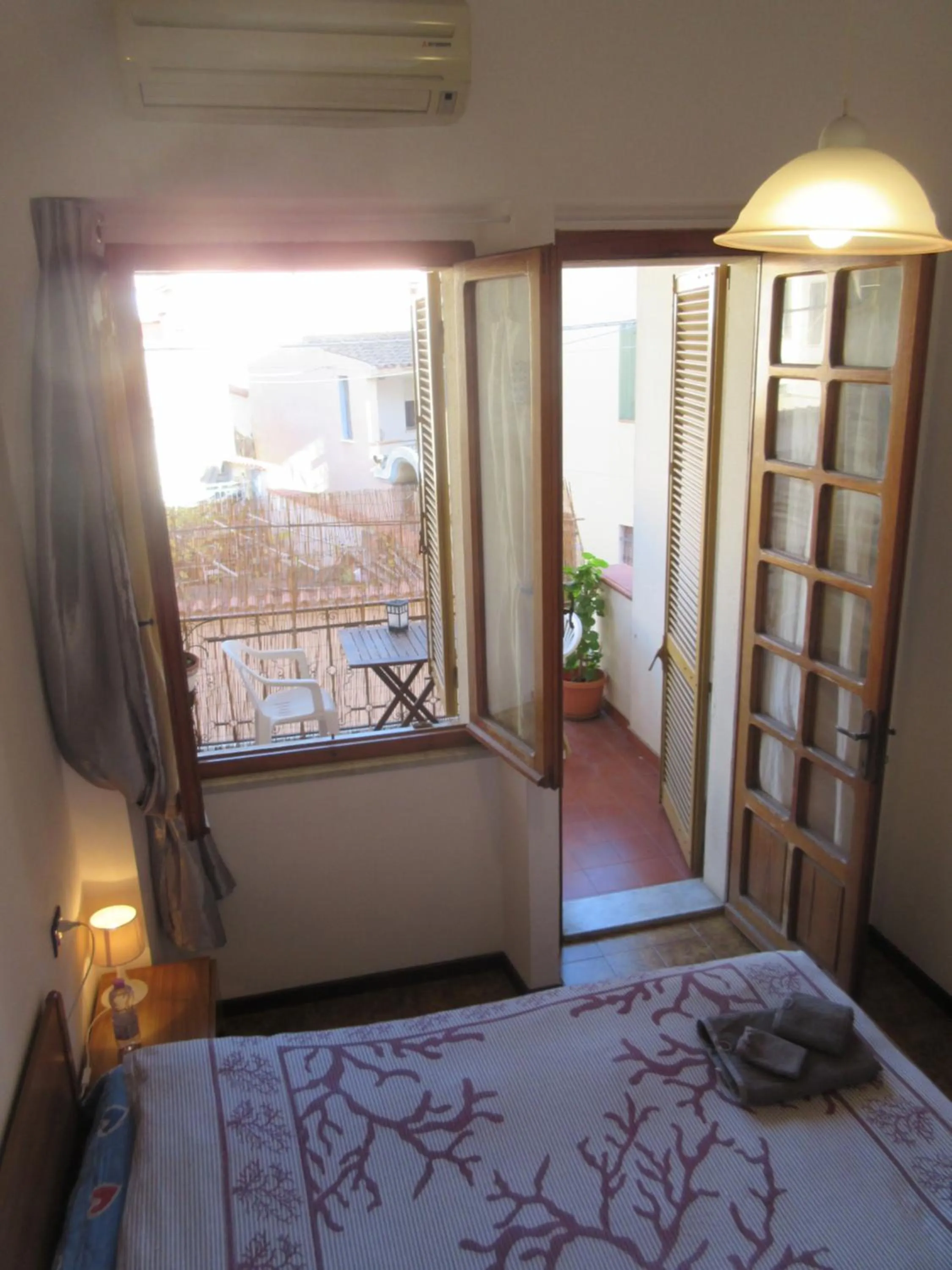 Balcony/Terrace in Su Pasu B&B