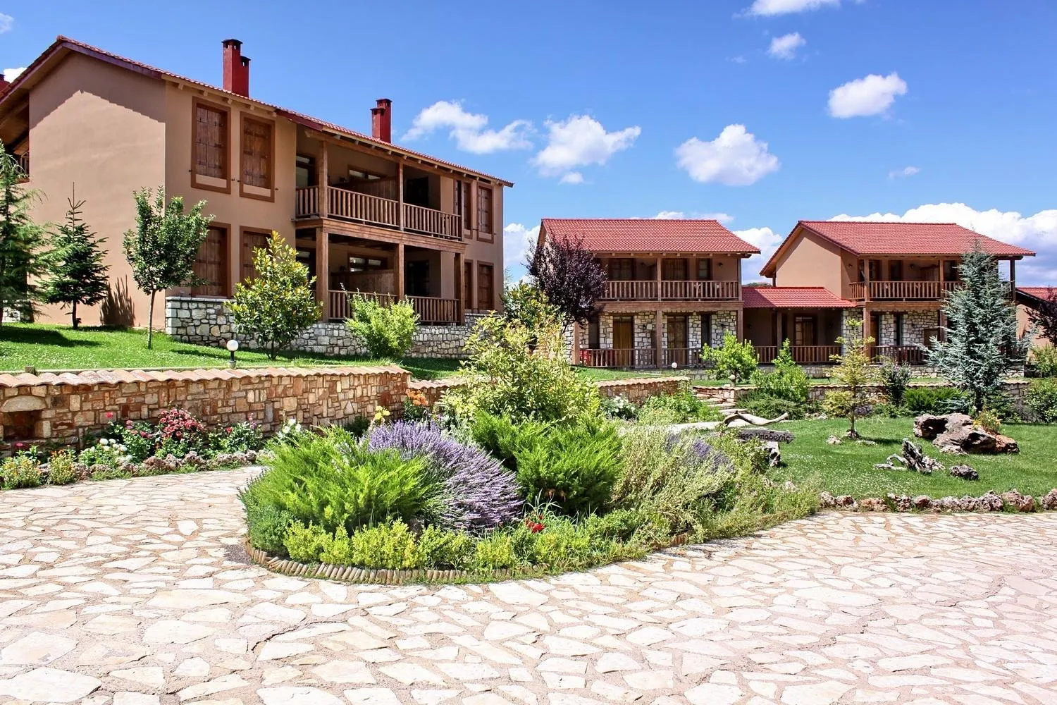 Facade/entrance in Vitina House