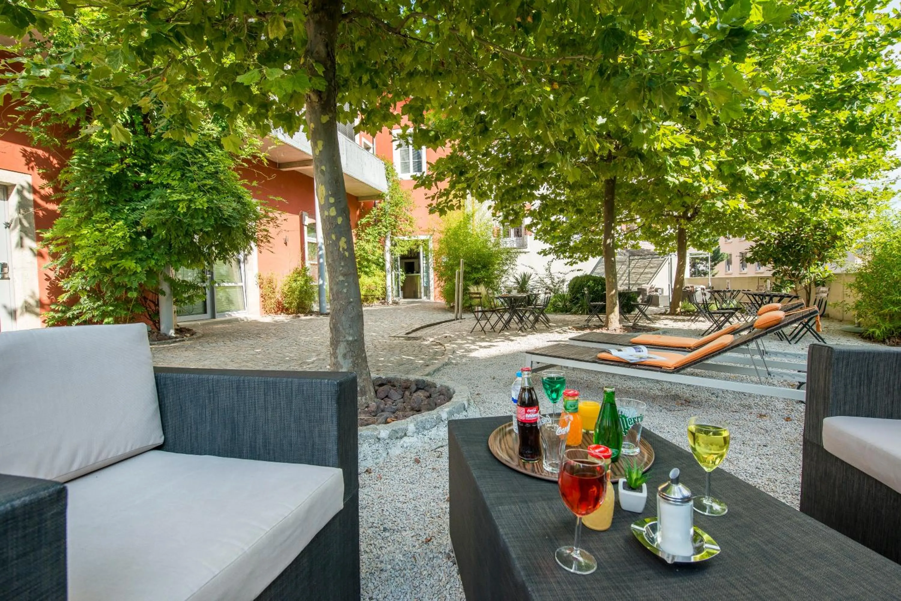 Patio in Hôtel des Capucins