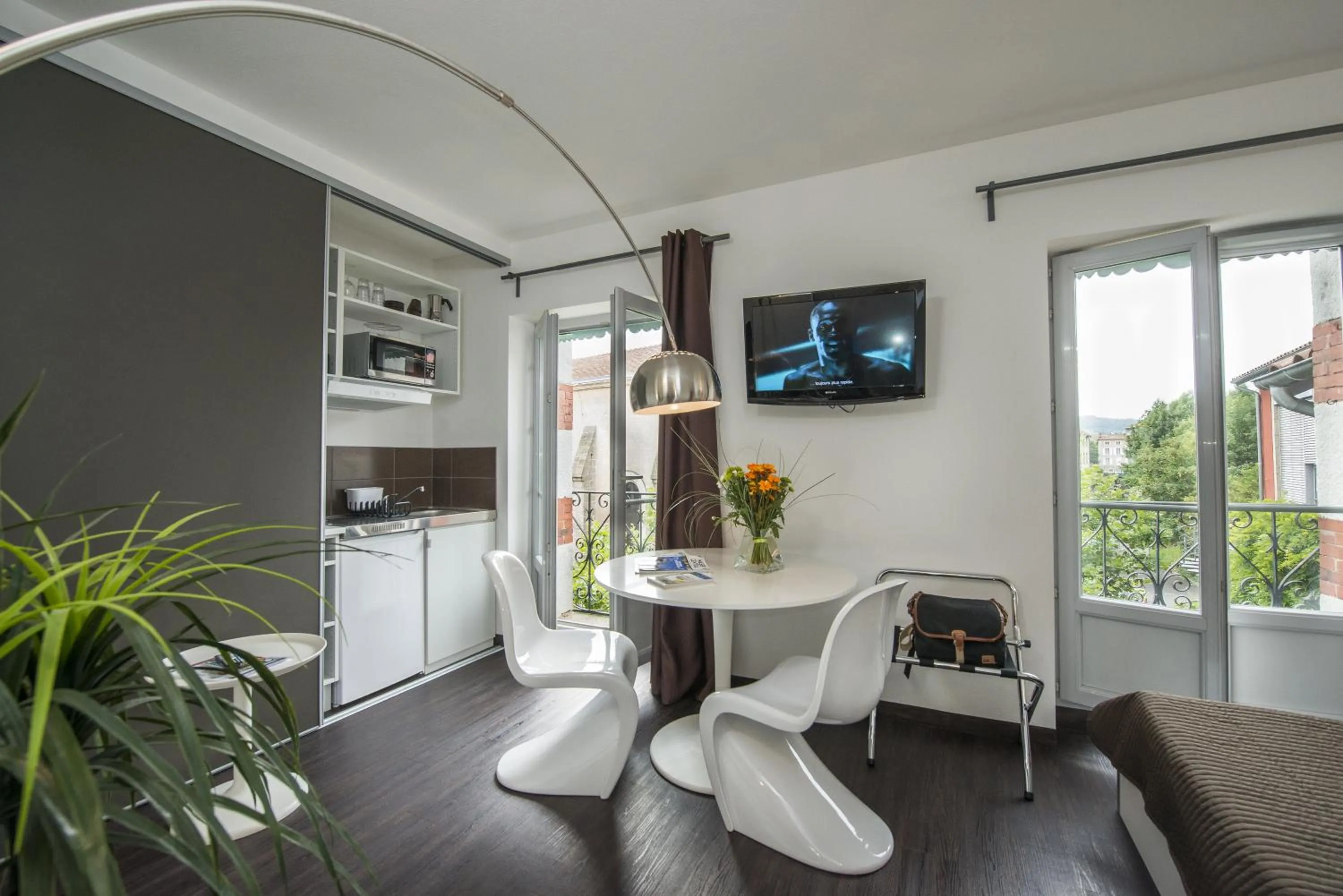 Photo of the whole room in Hôtel des Capucins