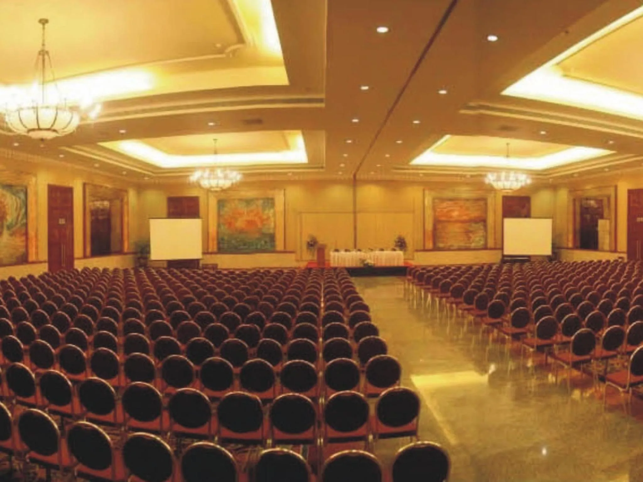 Banquet/Function facilities in The Lalit Mumbai