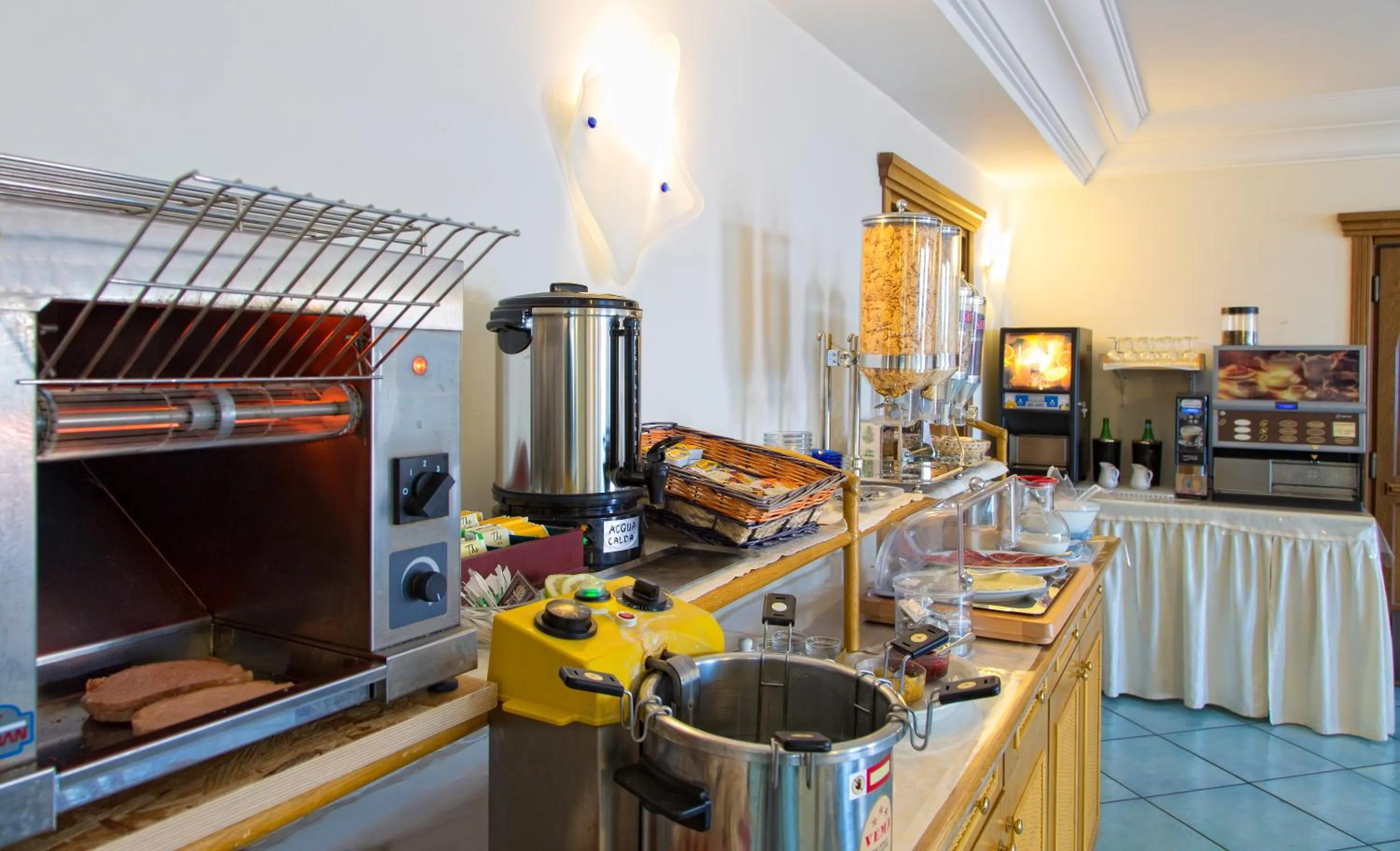 Breakfast in Parco Residence La Rosa