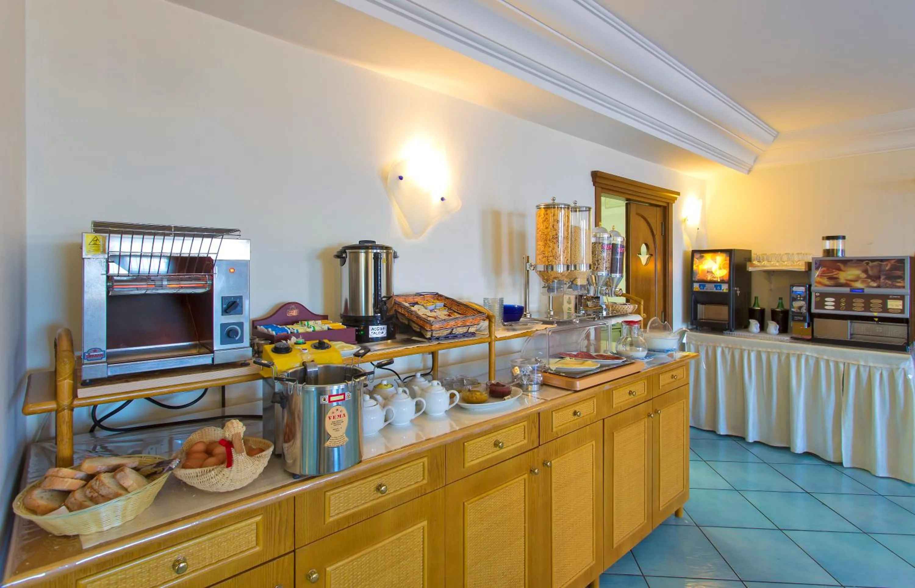 Breakfast in Parco Residence La Rosa