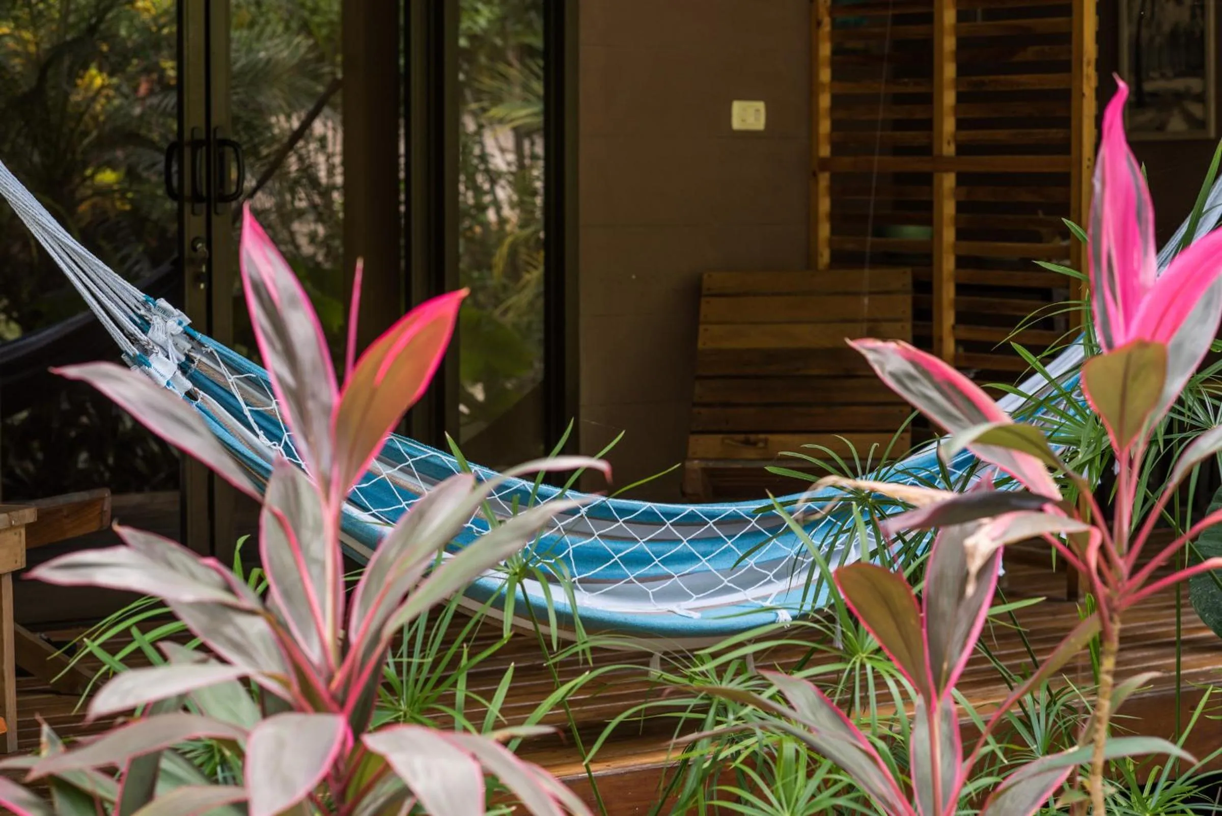 Property building in Ohana Villas