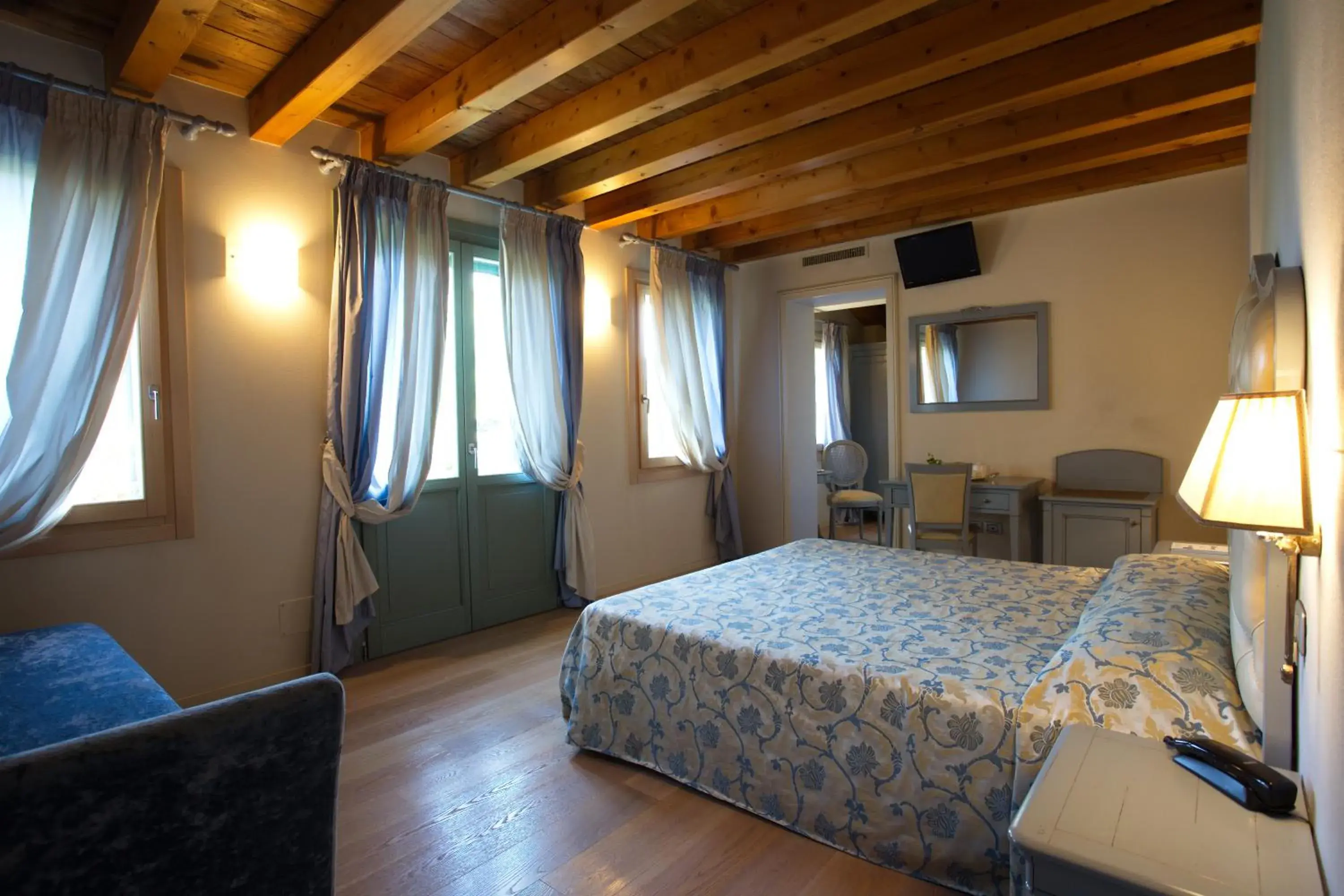 Junior Suite in Hotel Asolo Junior Suite in Hotel Asolo