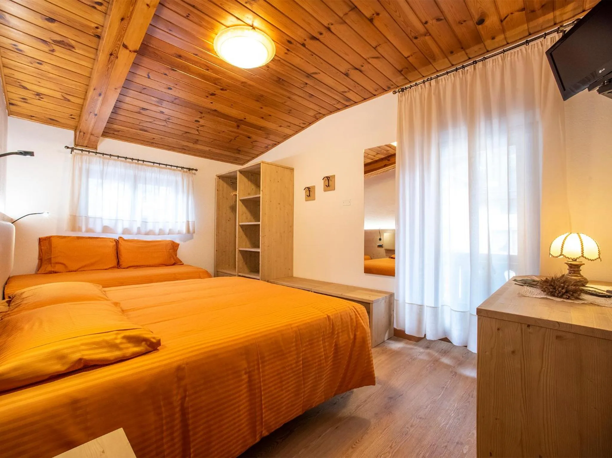 Bed in Hotel Adriana