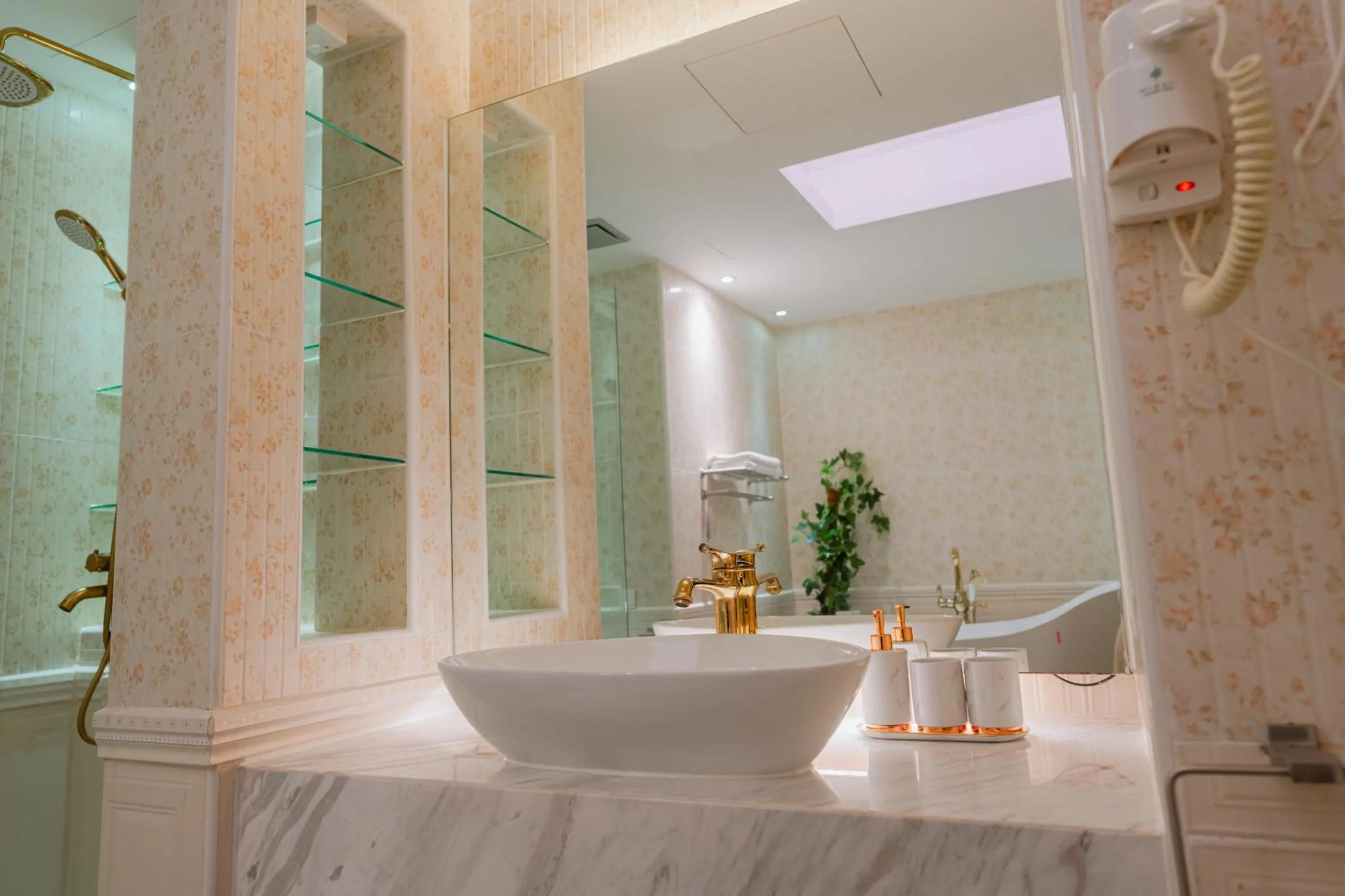 Midori Concept Hotel