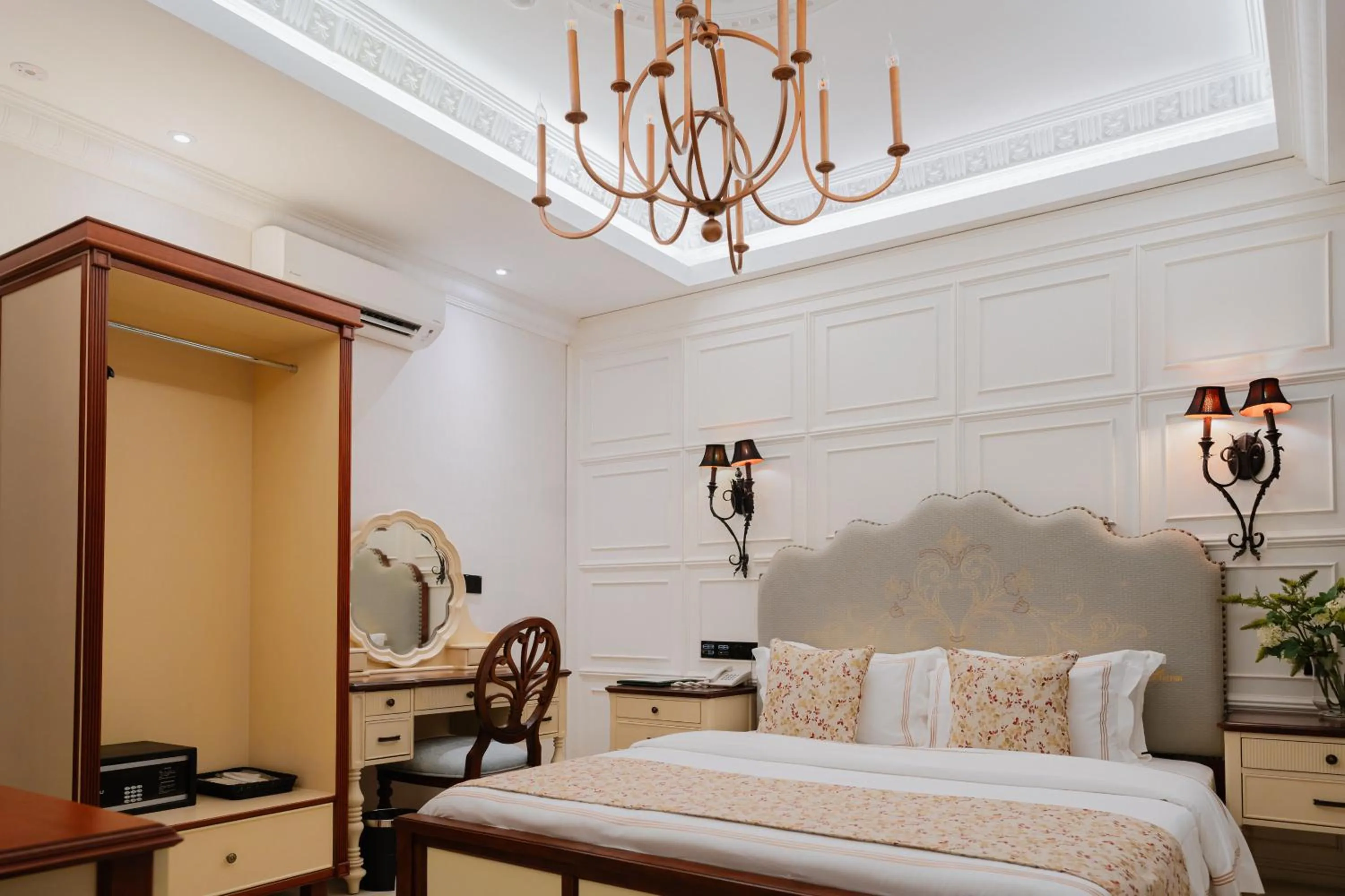 Bed in Midori Concept Hotel