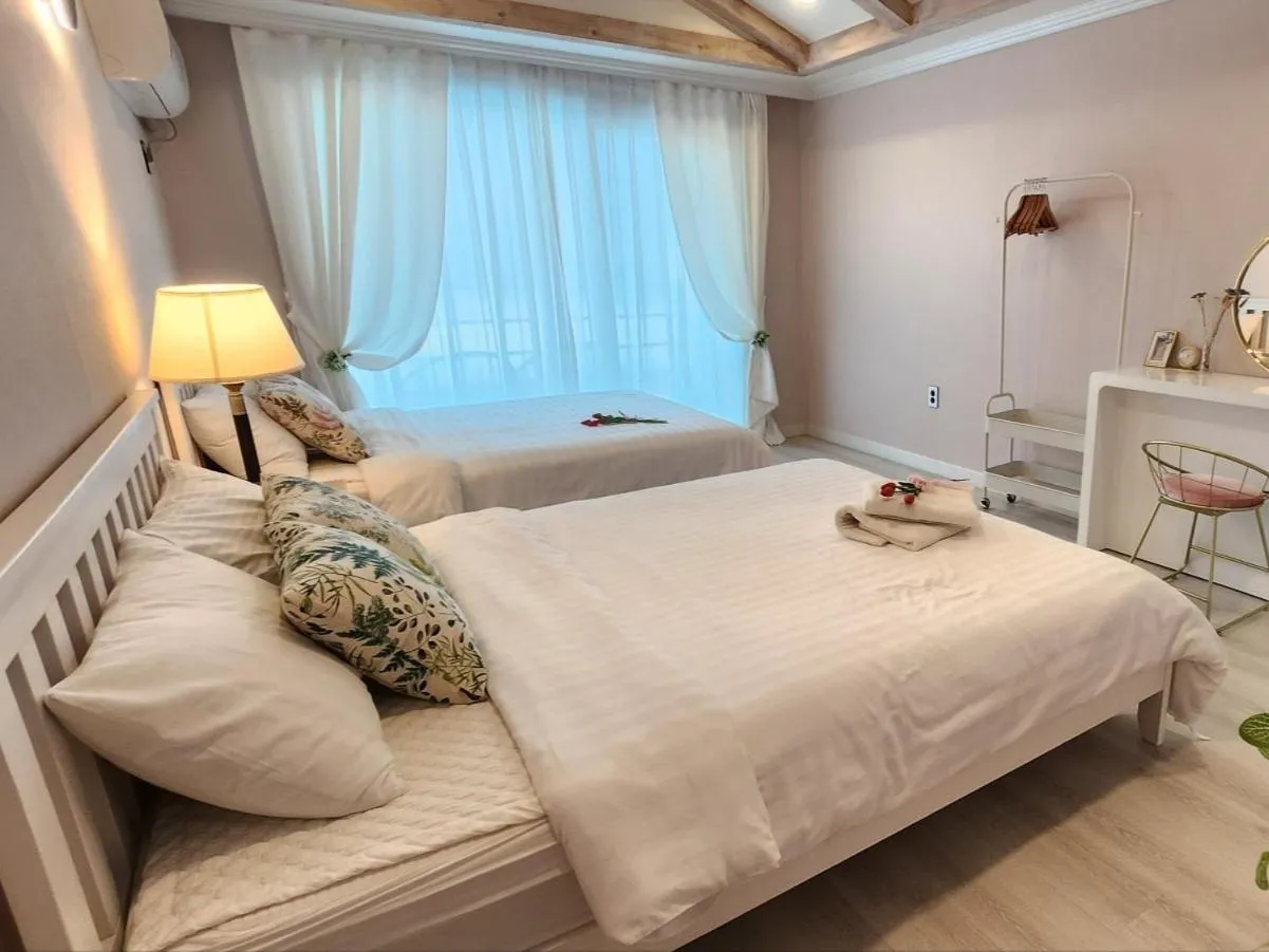 Bed in Pension Haneul Tari