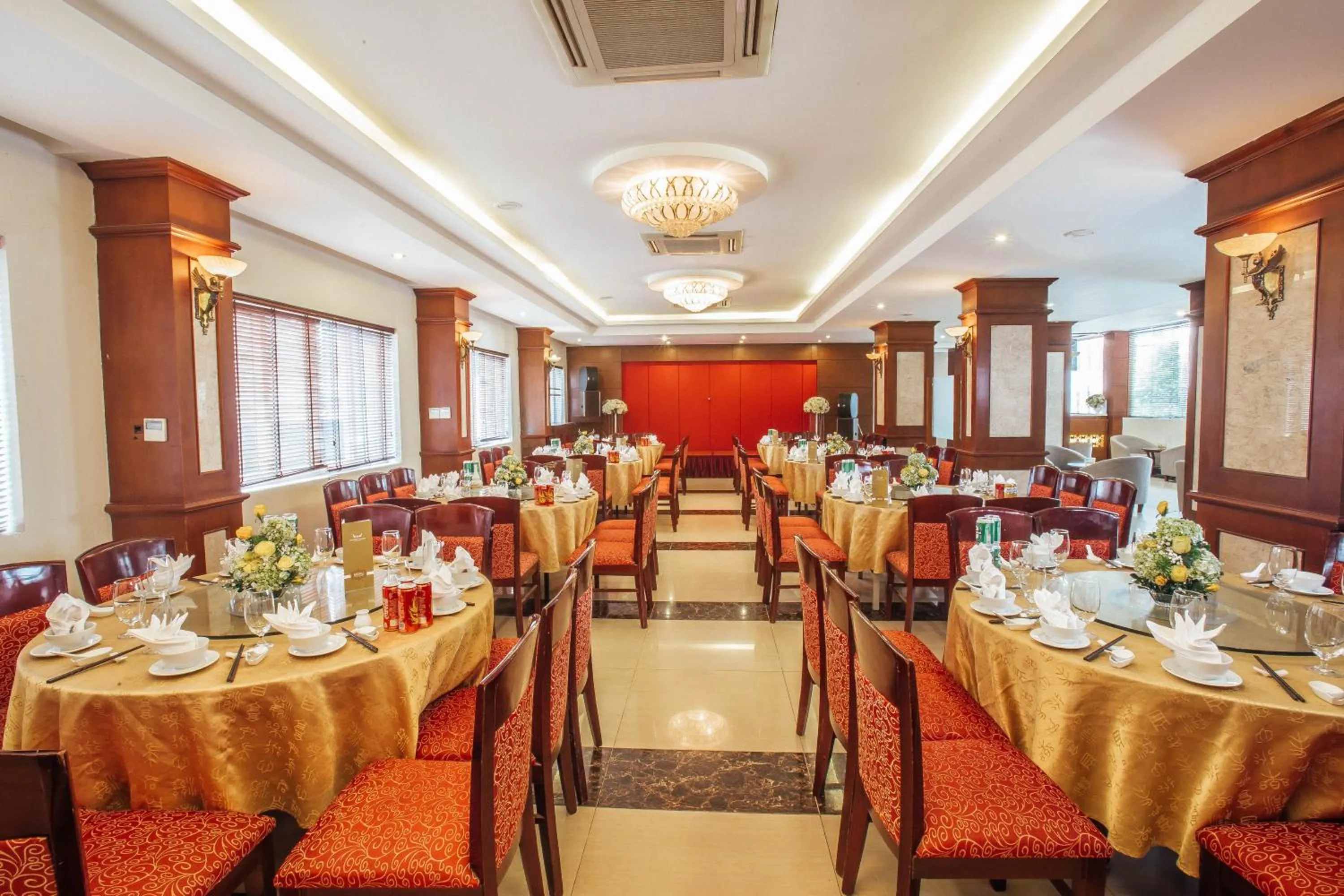 Restaurant/places to eat in Muong Thanh Vinh Hotel