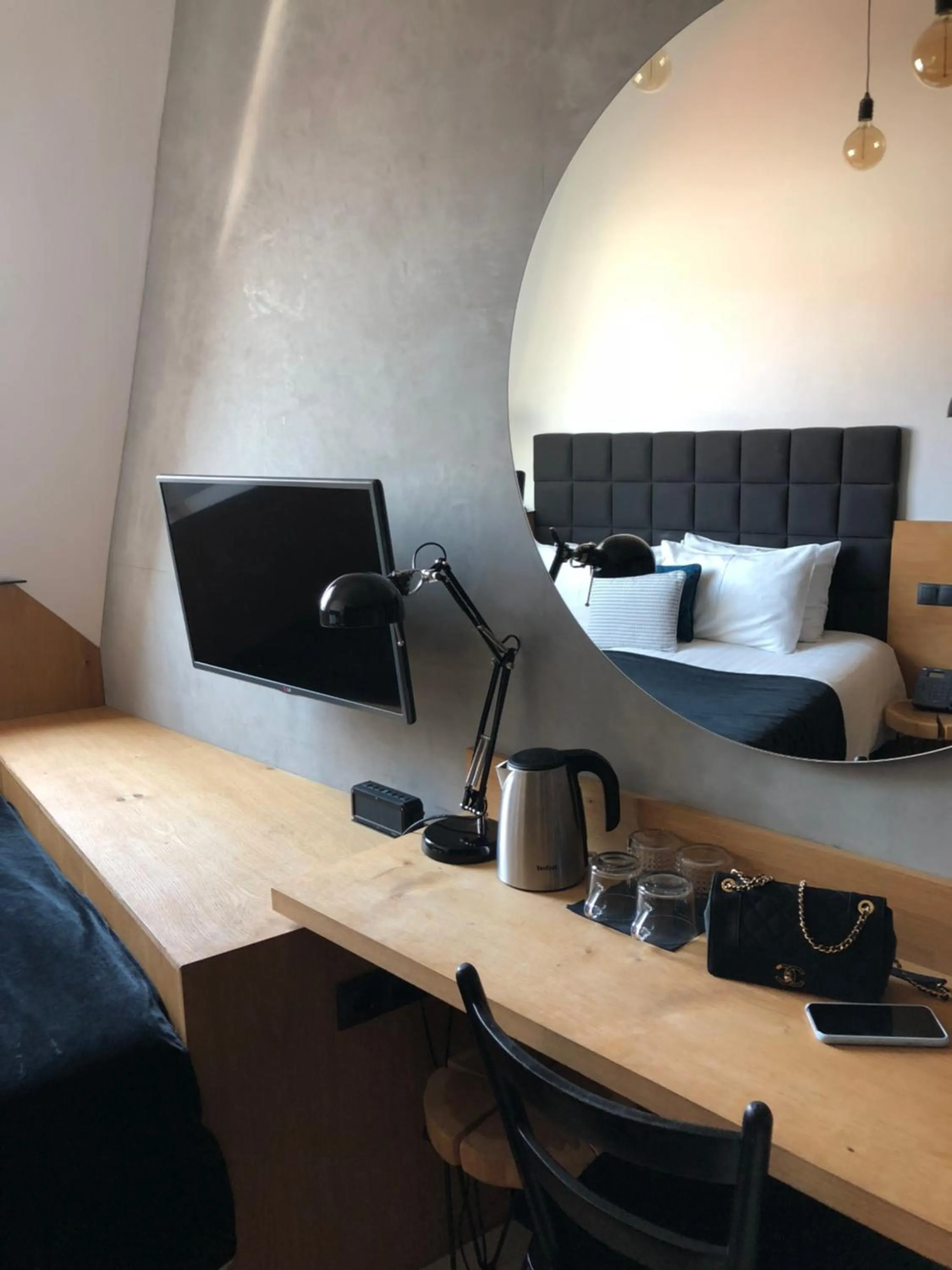 Coffee/tea facilities, Bed in Hotel Rum Budapest