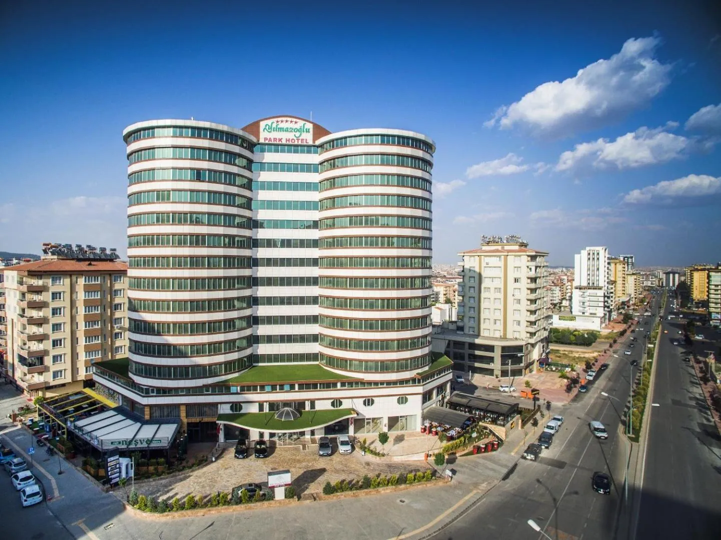 Property building in Yilmazoglu Park Hotel