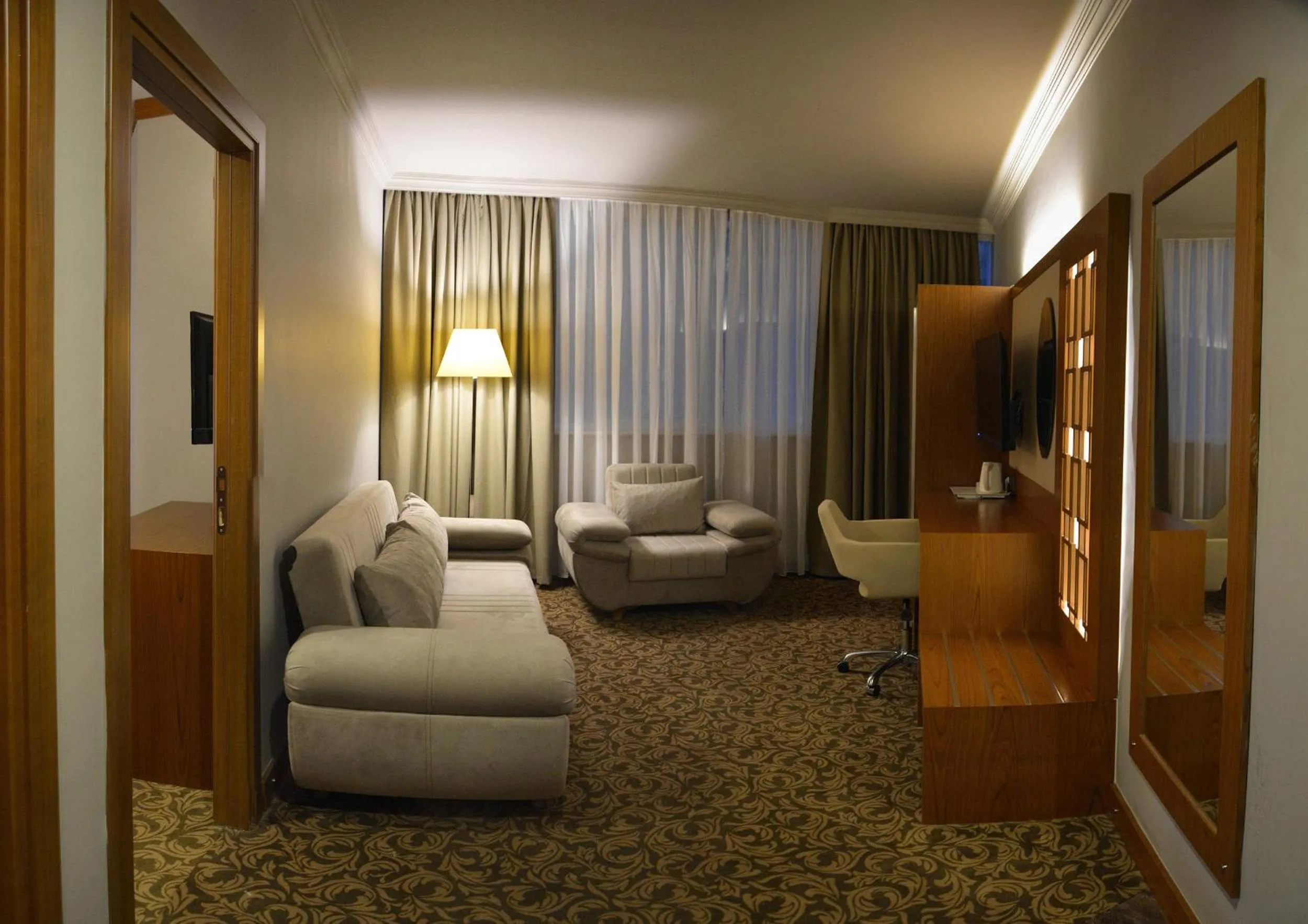 Seating area, Bed in Yilmazoglu Park Hotel