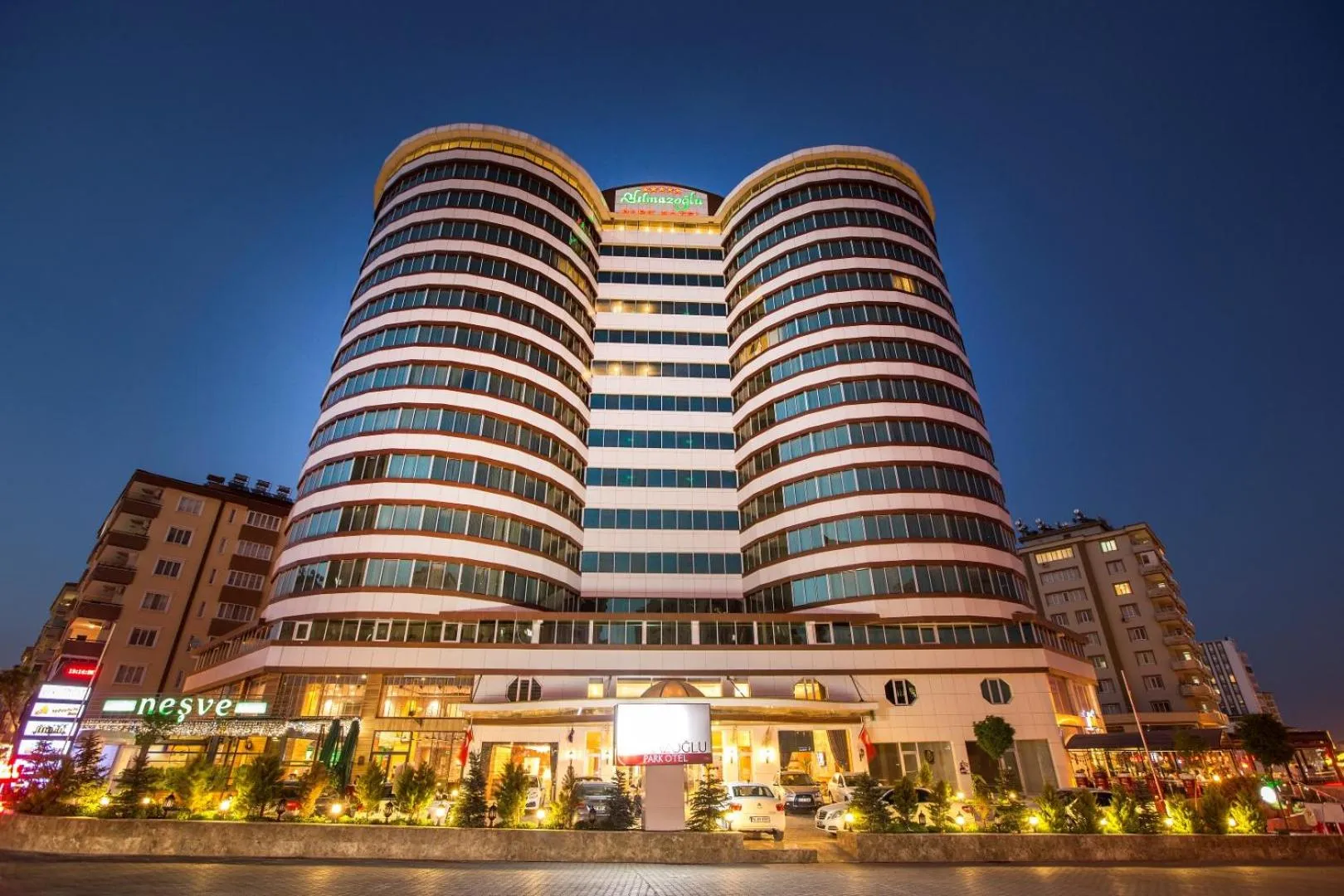 Property building in Yilmazoglu Park Hotel