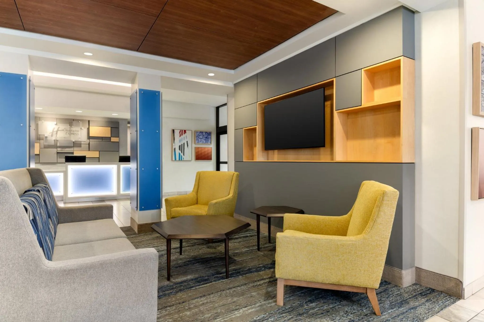 Property building in Holiday Inn Express Hotel & Suites Eugene Downtown - University by IHG