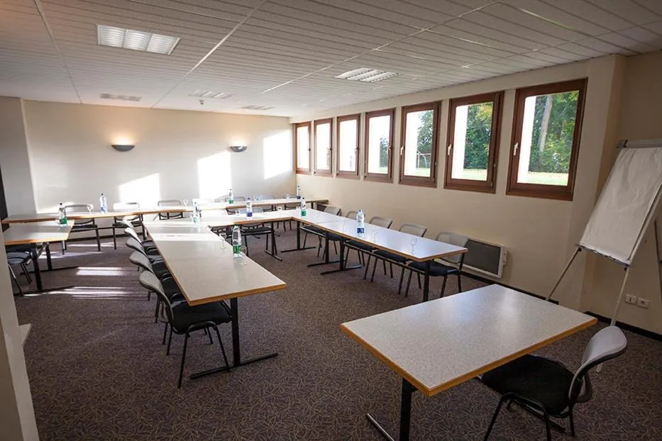 Meeting/conference room in Hôtel Restaurant Les Alizés