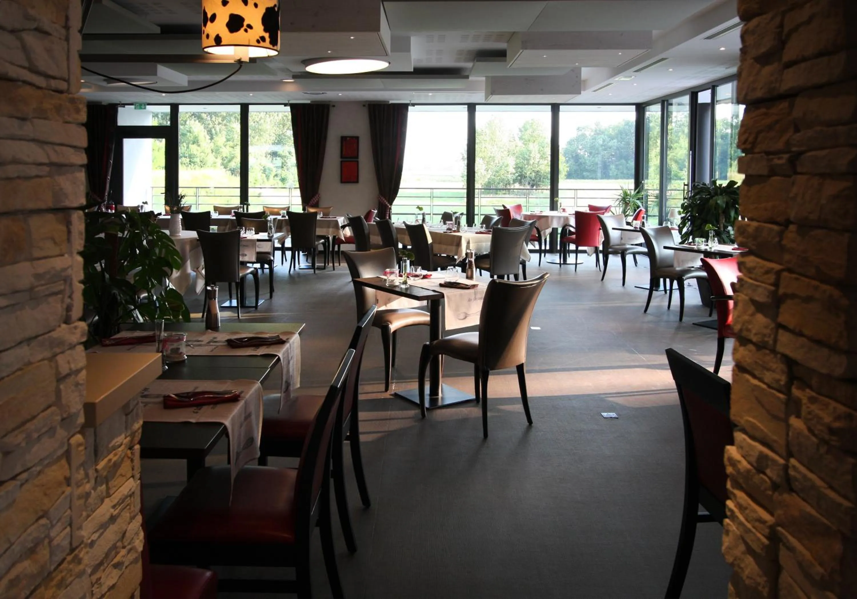 Restaurant/places to eat in Hôtel Restaurant Les Alizés