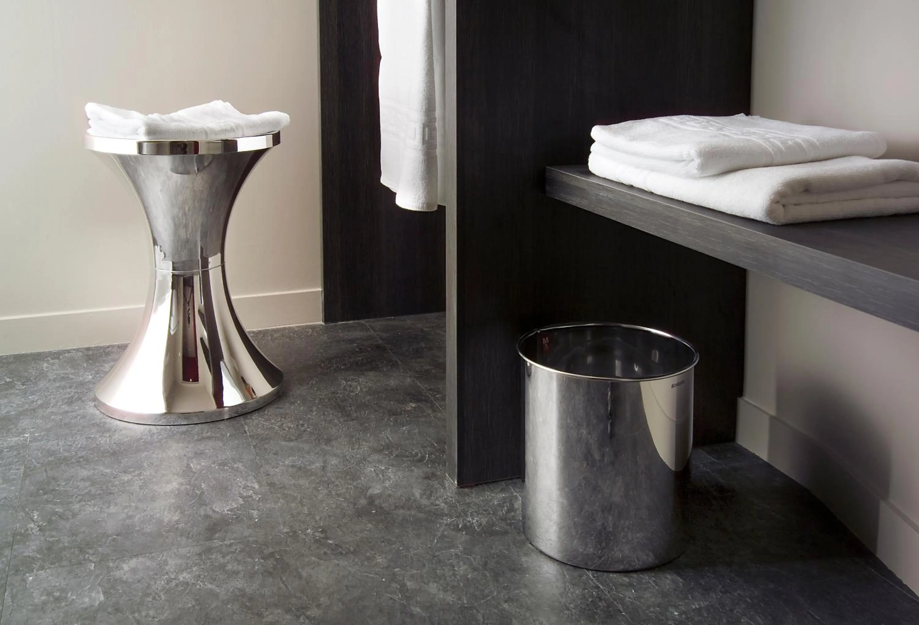 Bathroom in B&B HOME Lyon Centre Berthelot