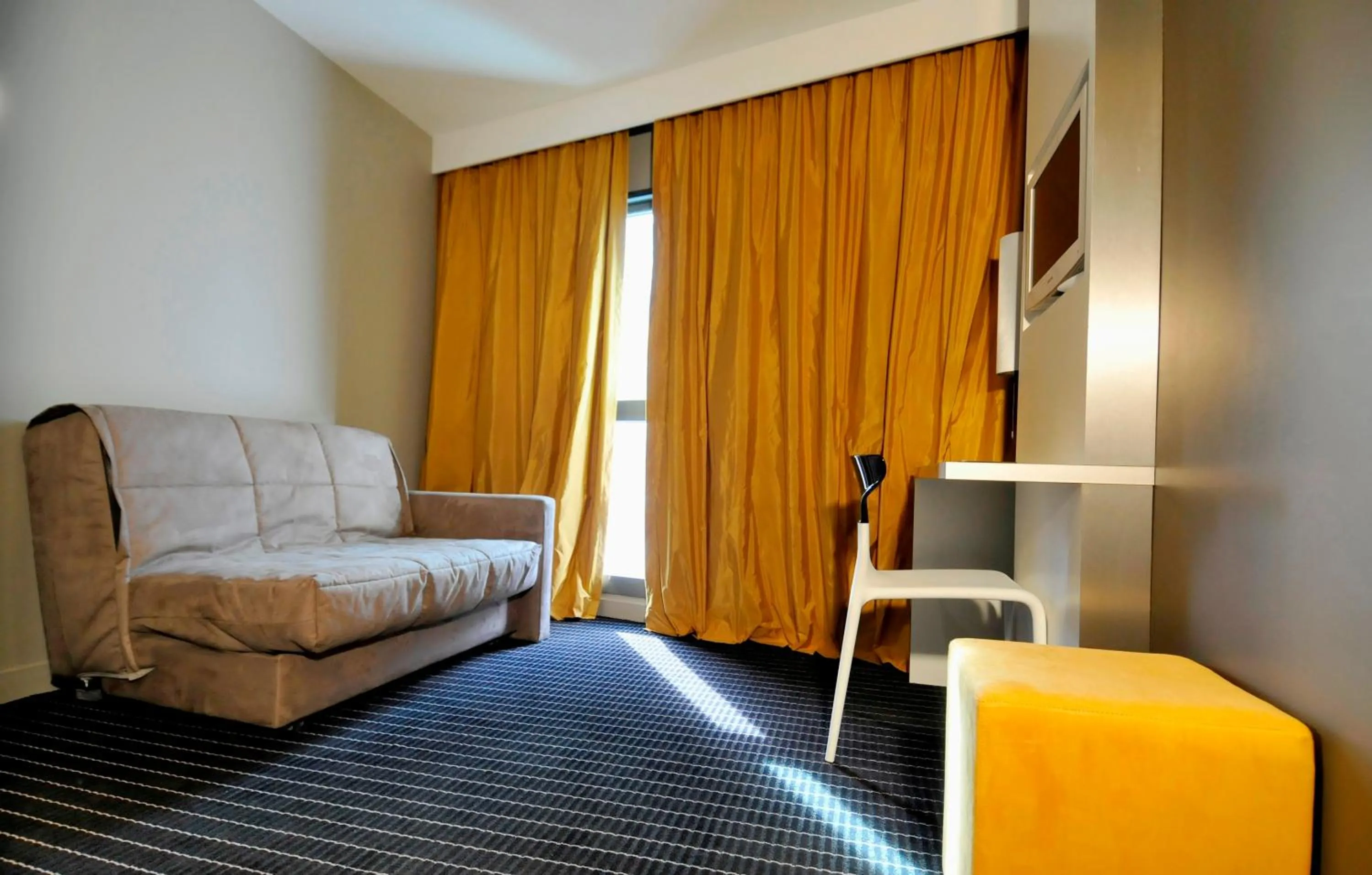 Living room in B&B HOME Lyon Centre Berthelot