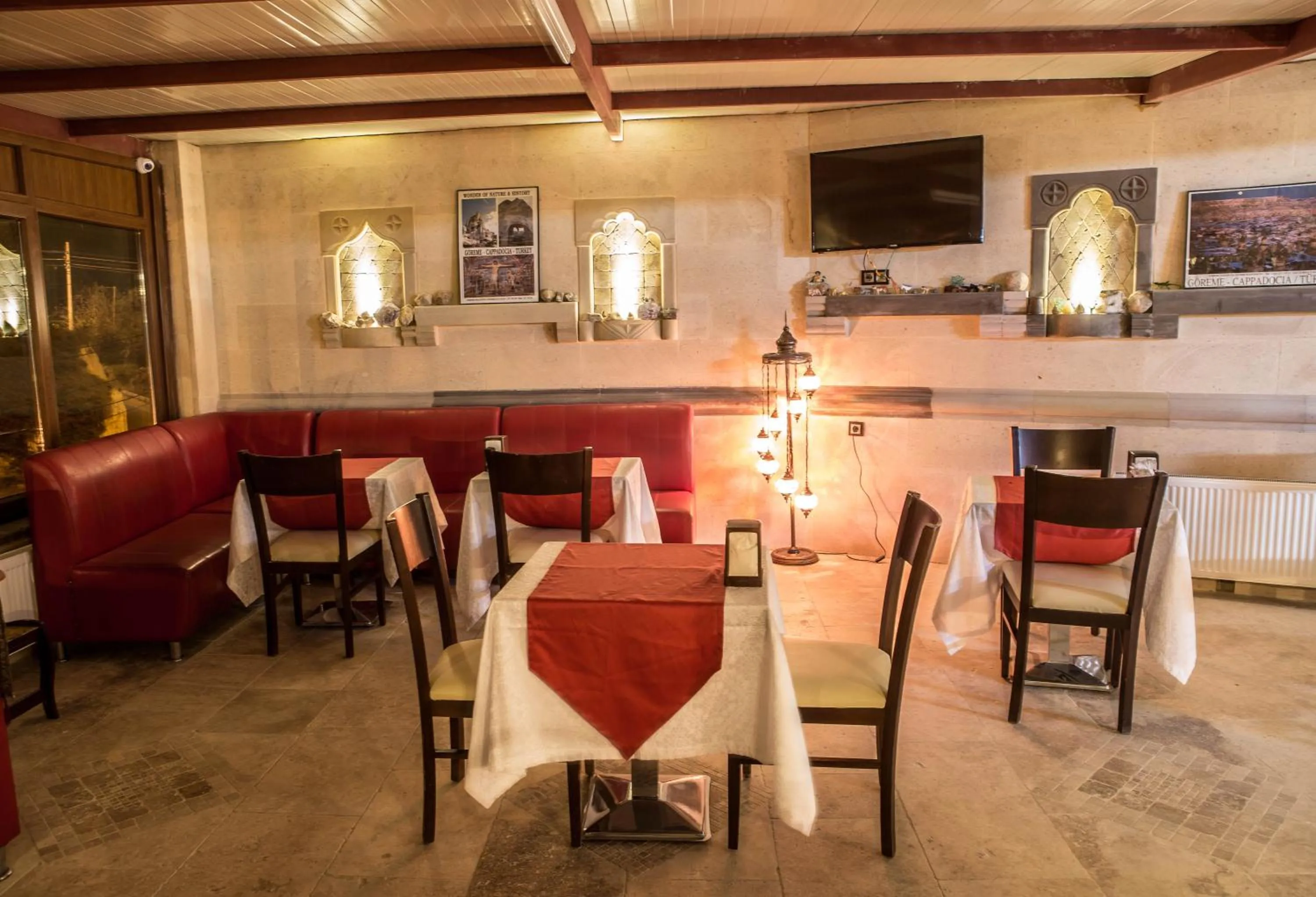 Restaurant/places to eat in Peace Stone House