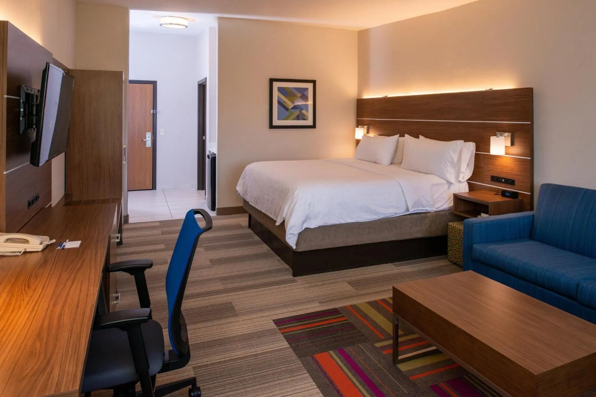 Photo of the whole room, Bed in Holiday Inn Express Hotel & Suites Gunnison by IHG