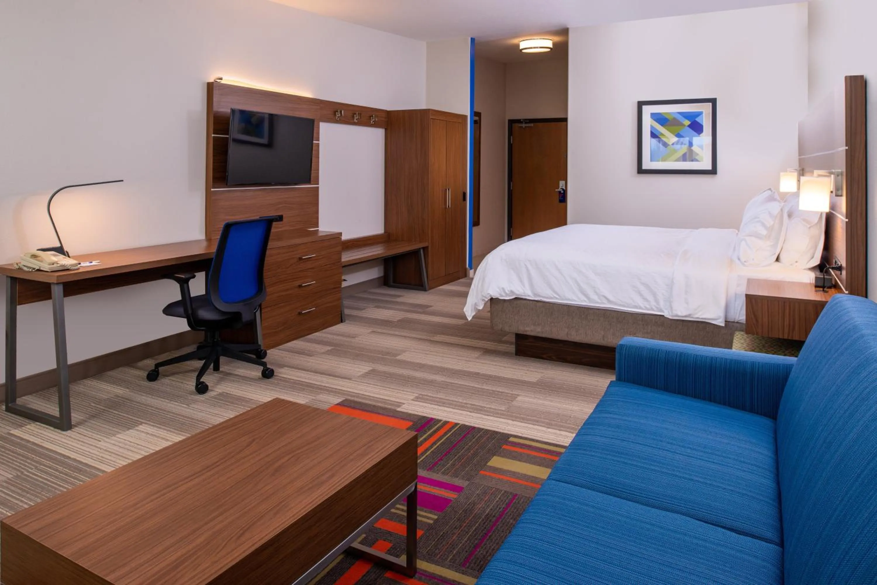 Photo of the whole room, Bed in Holiday Inn Express Hotel & Suites Gunnison by IHG