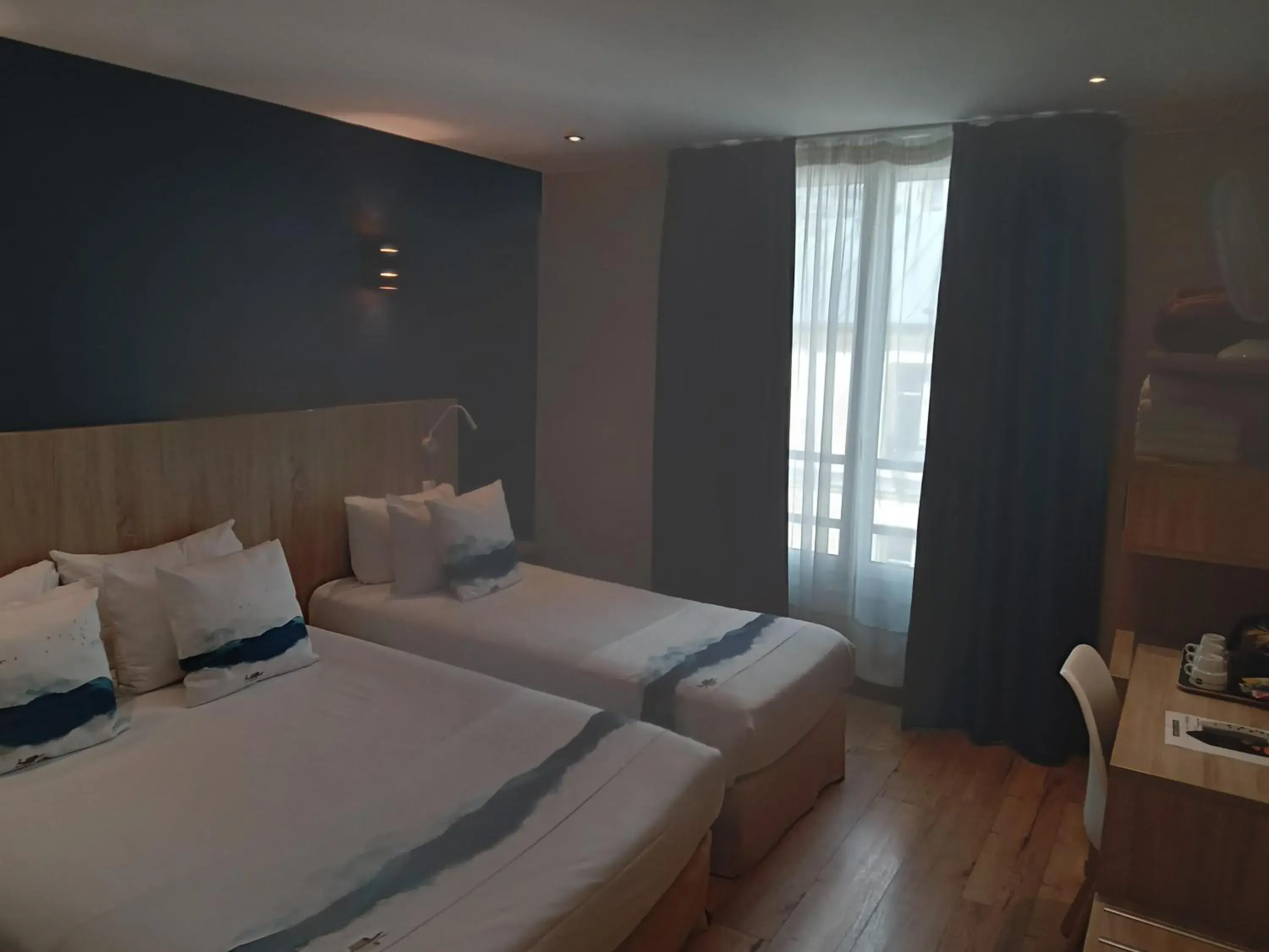 Triple Room in Hotel Modern Est Triple Room in Hotel Modern Est