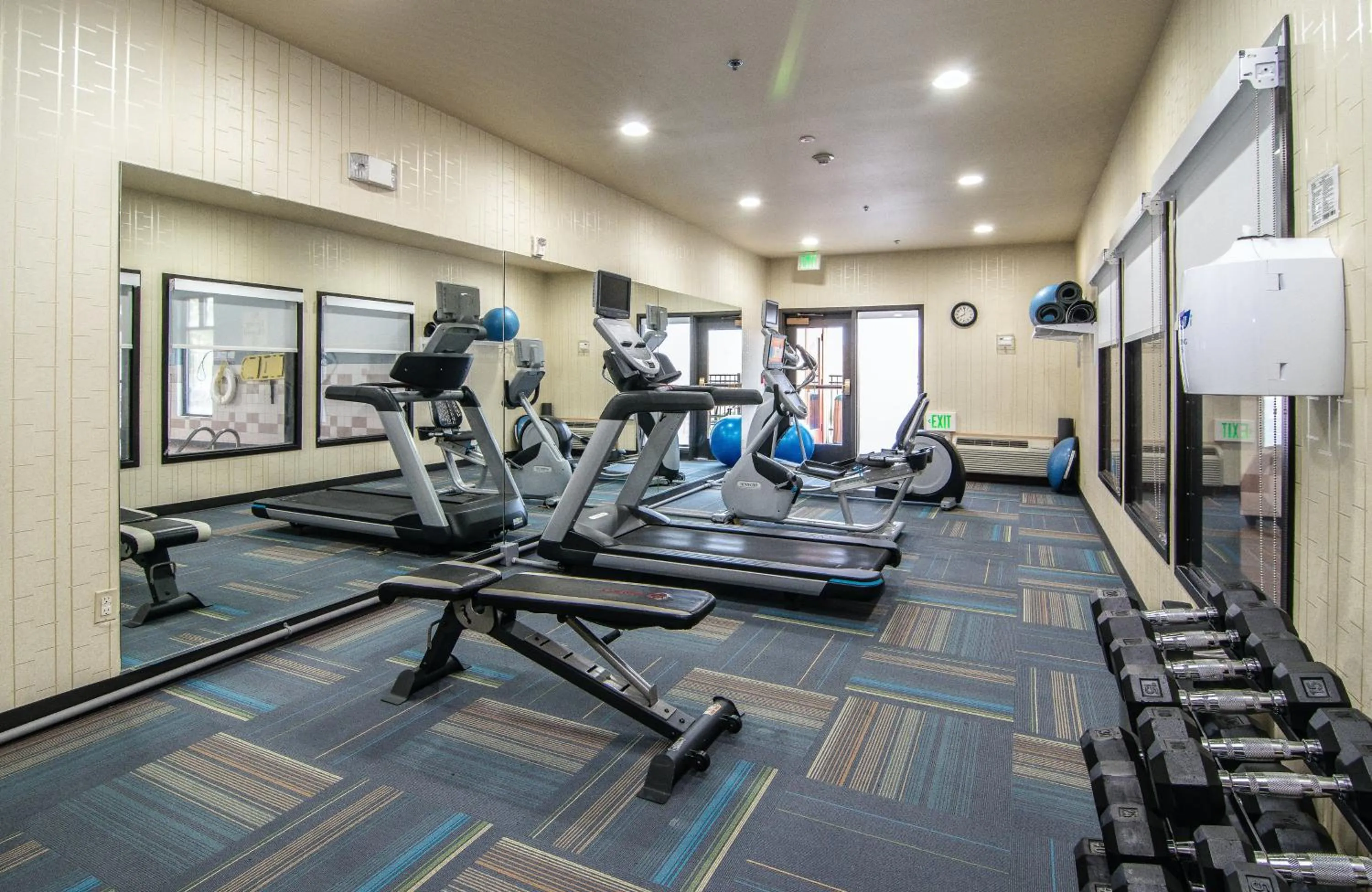 Spa and wellness centre/facilities in Holiday Inn Express Hotel & Suites Kalispell by IHG