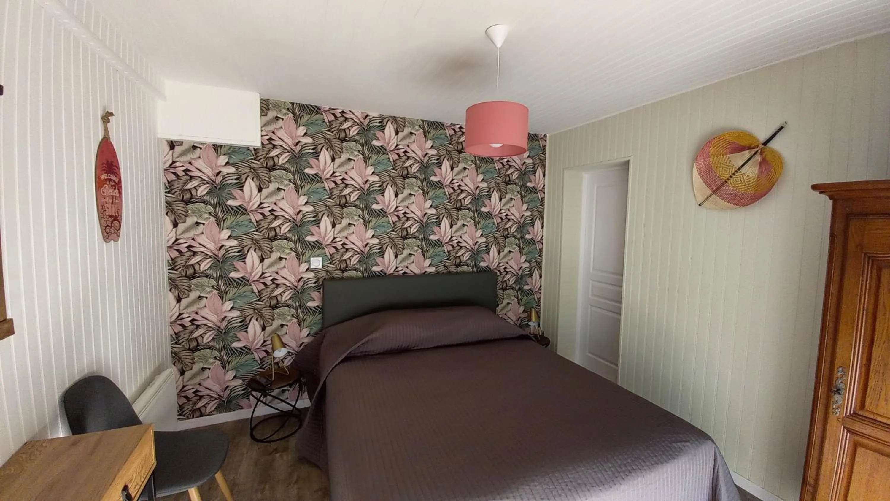 Decorative detail, Bed in Villa Goxoki avec piscine Saint Jean Pied de Port