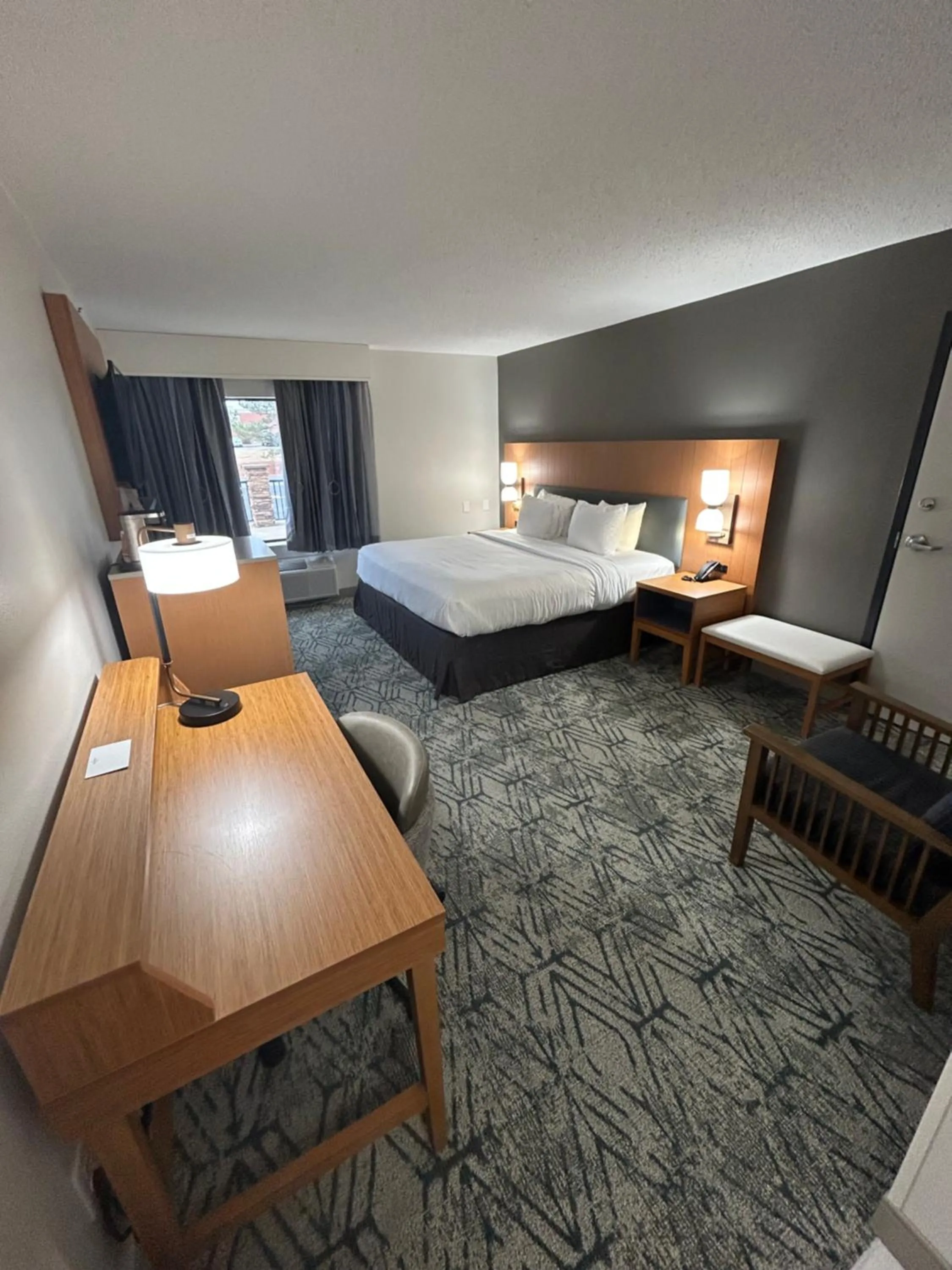Bed in Country Inn & Suites by Radisson, Dahlgren-King George, VA