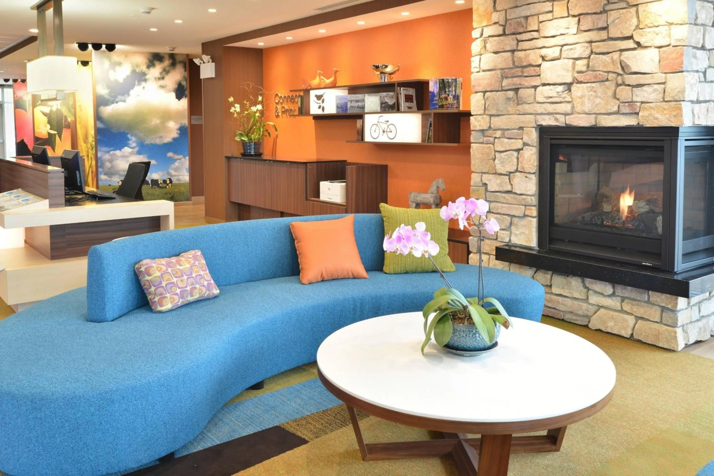 Lobby or reception in Fairfield Inn & Suites by Marriott Eau Claire/Chippewa Falls